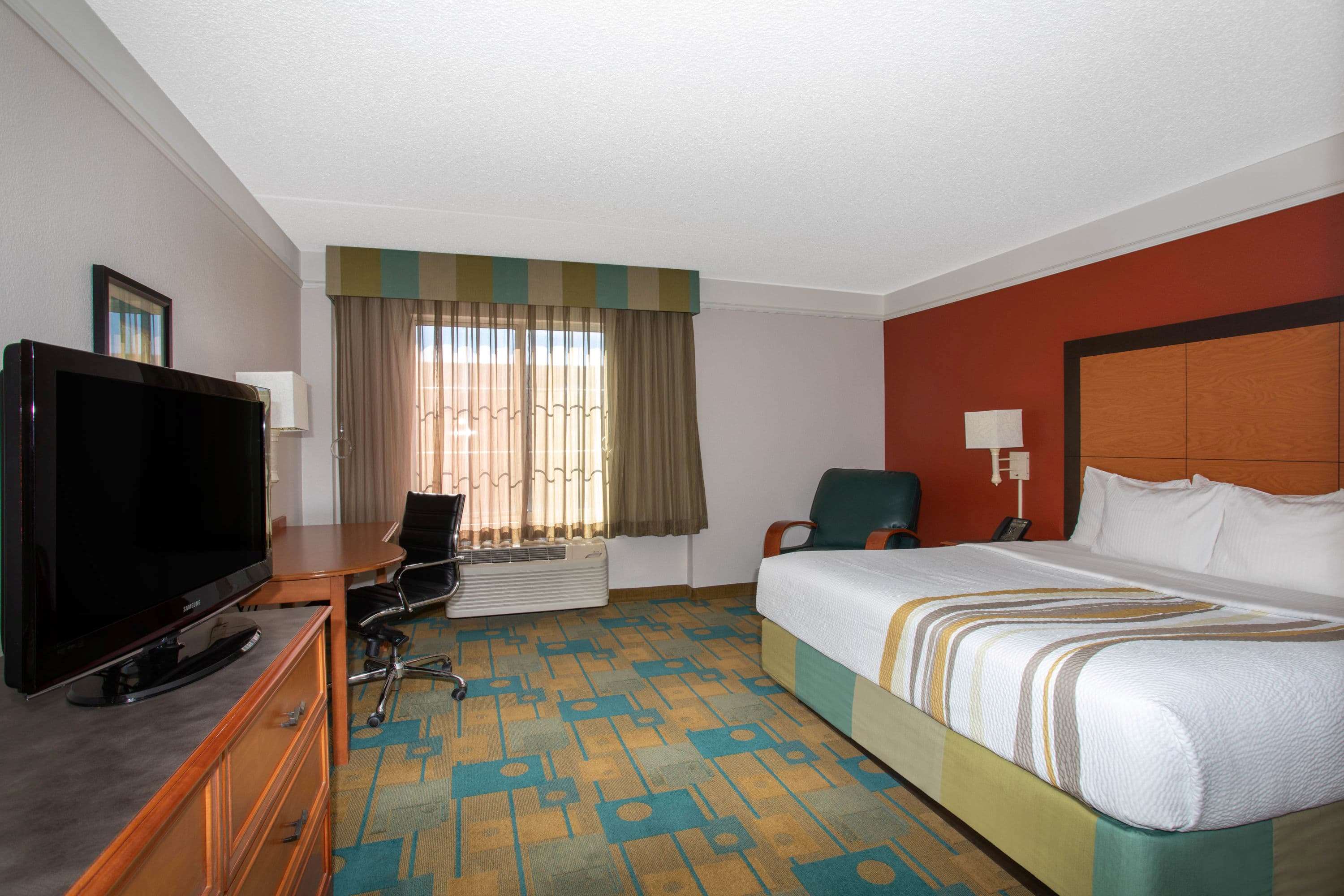 La Quinta Inn & Suites by Wyndham Denver Southwest Lakewood