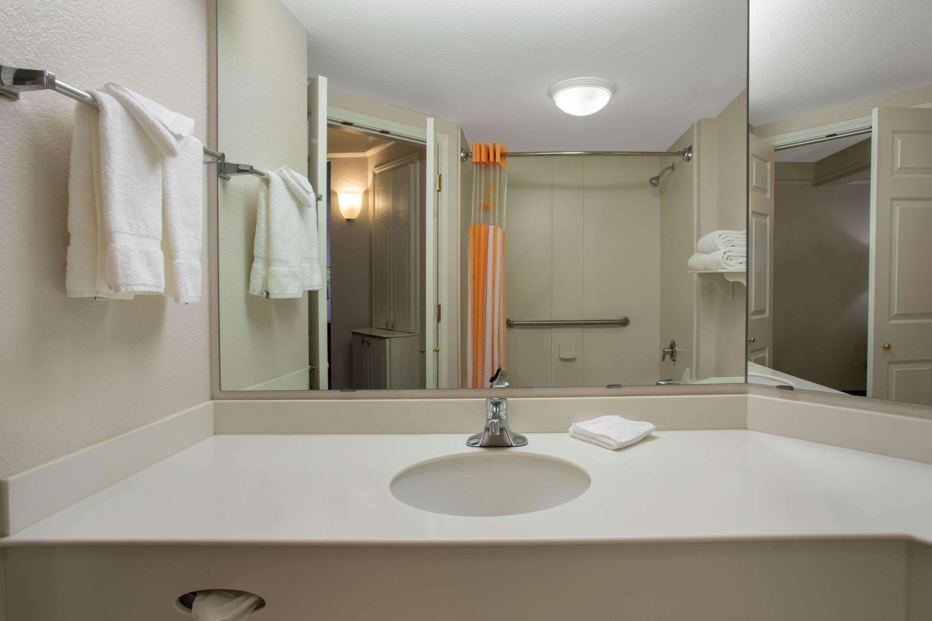 La Quinta Inn & Suites by Wyndham Denver Southwest Lakewood