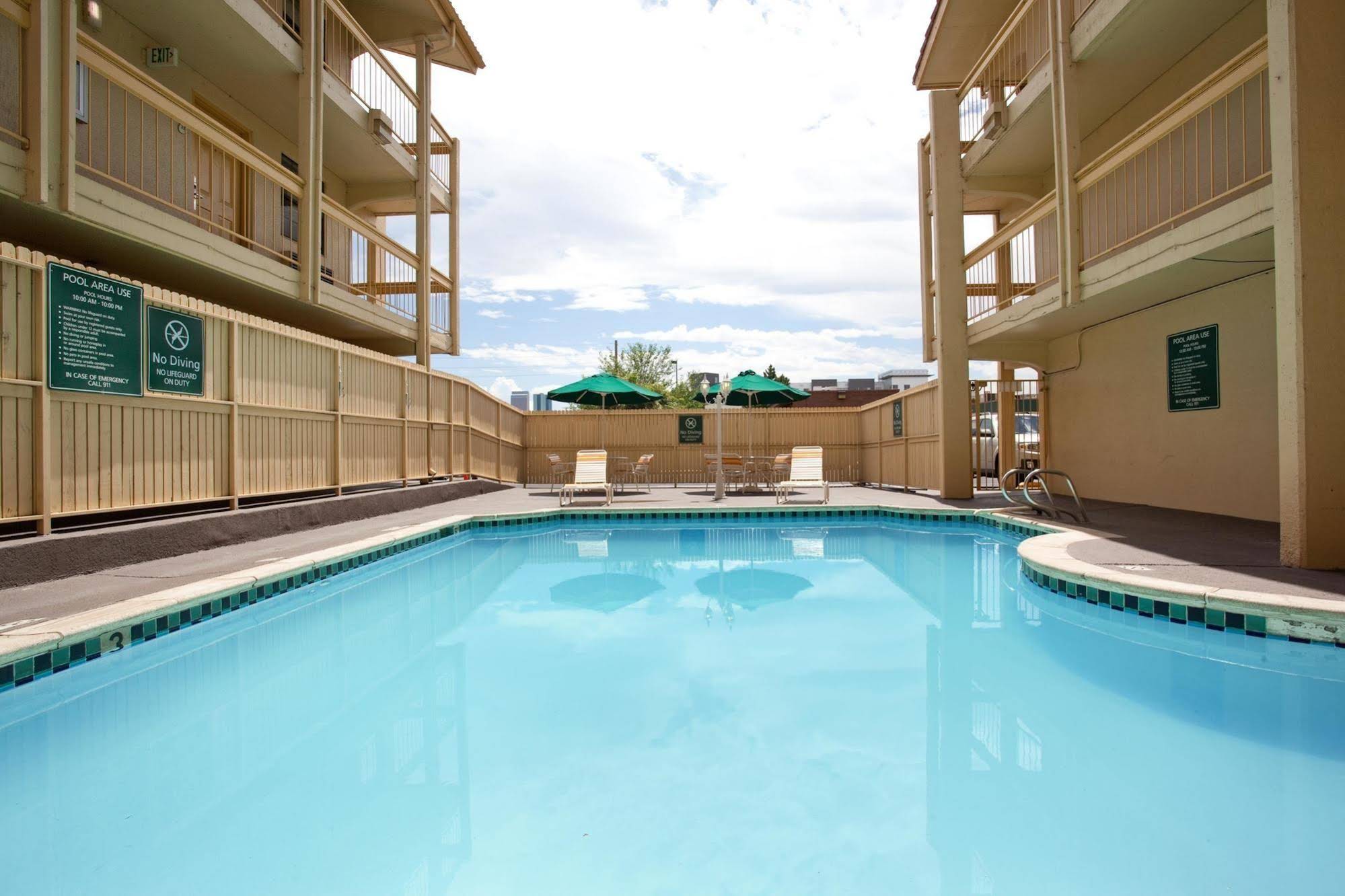 La Quinta Inn by Wyndham Denver Central