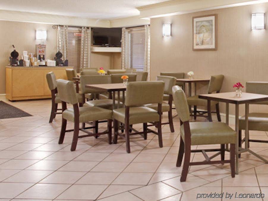 La Quinta Inn by Wyndham Denver Central