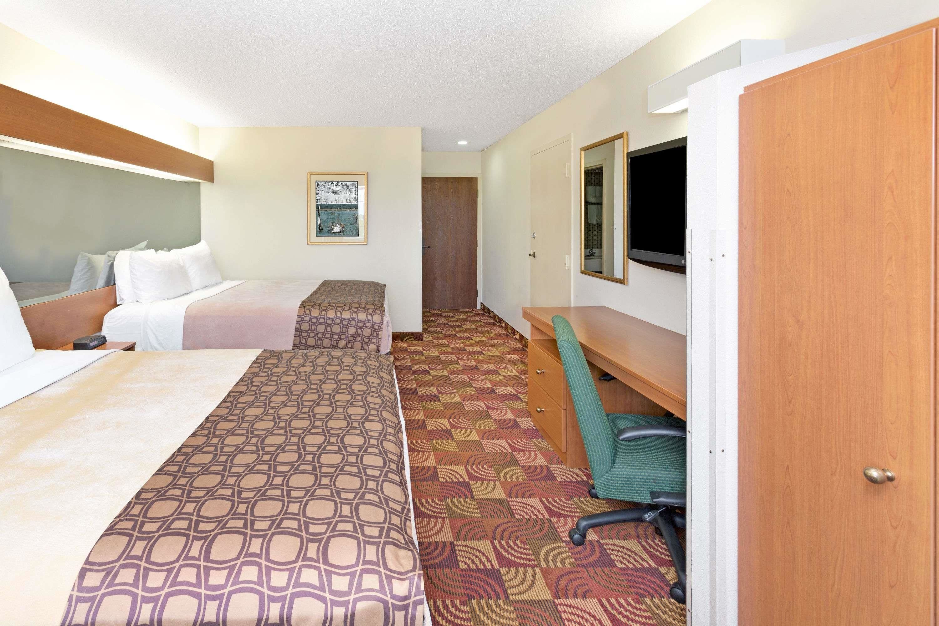 Microtel Inn & Suites by Wyndham Denver