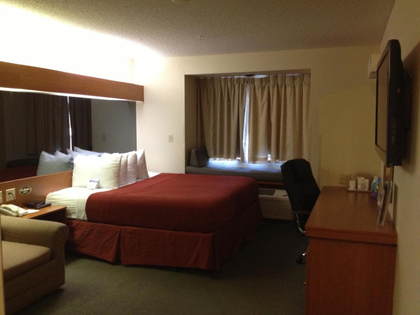 Microtel Inn & Suites by Wyndham Denver