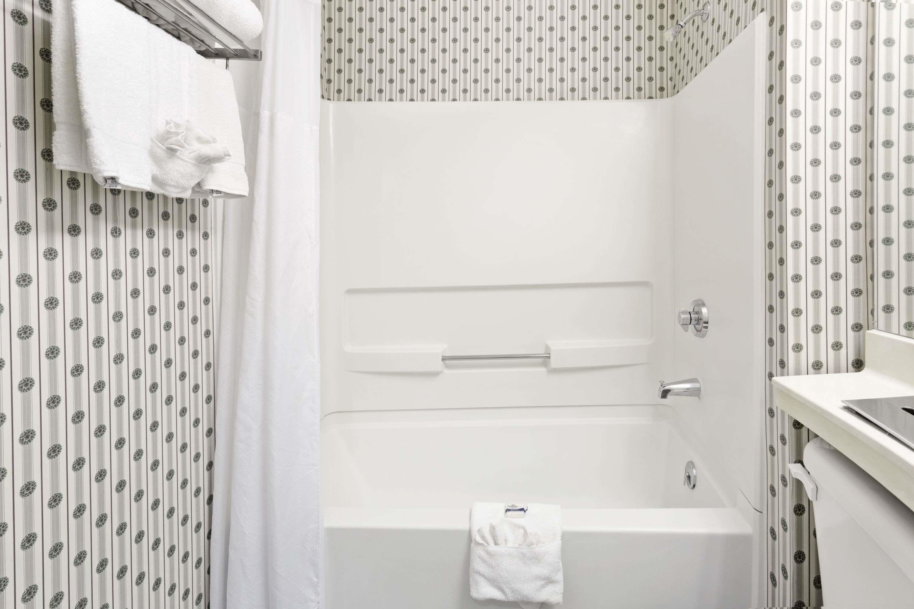 Microtel Inn & Suites by Wyndham Denver