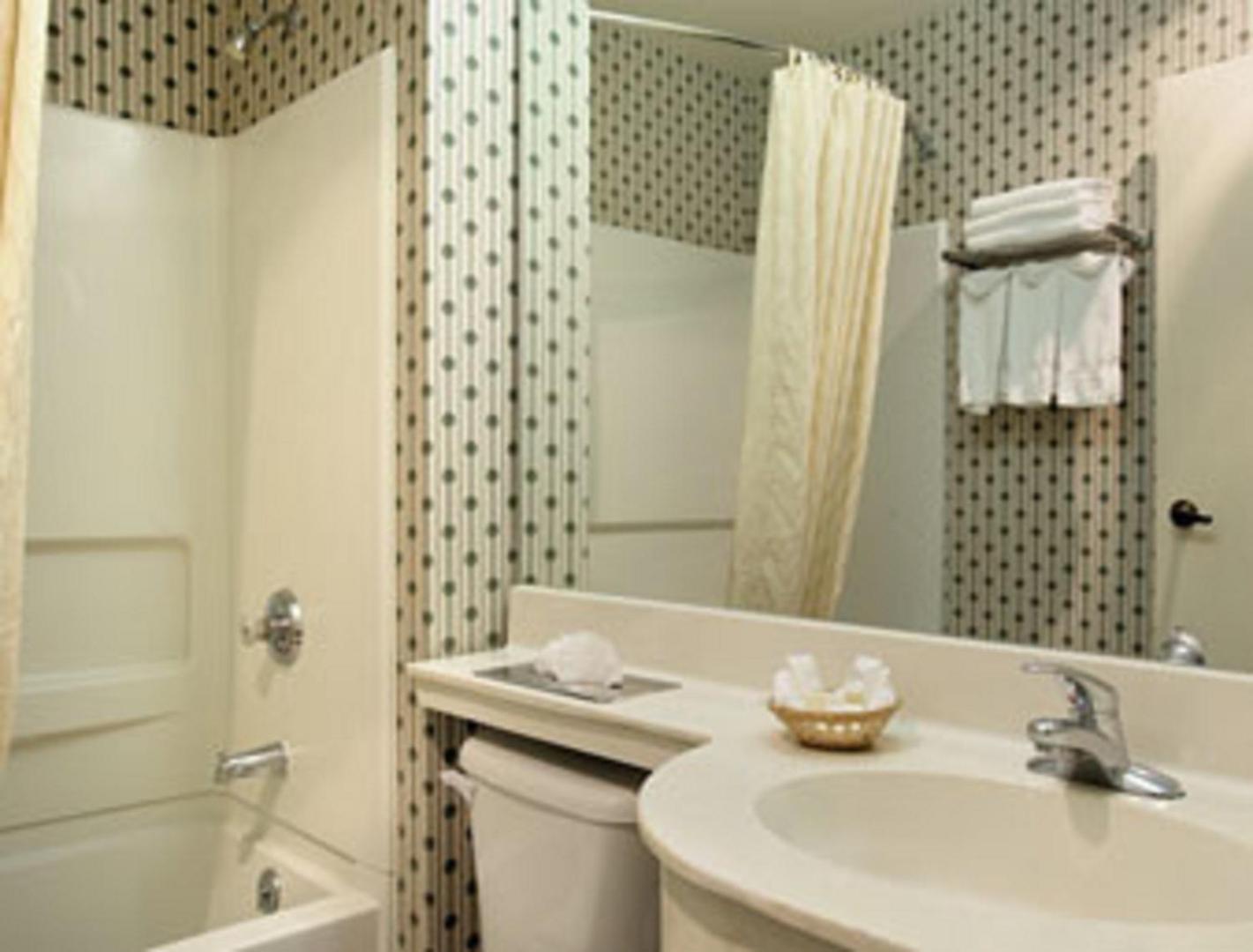 Microtel Inn & Suites by Wyndham Denver