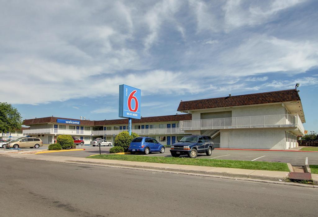 Motel 6 Denver Airport