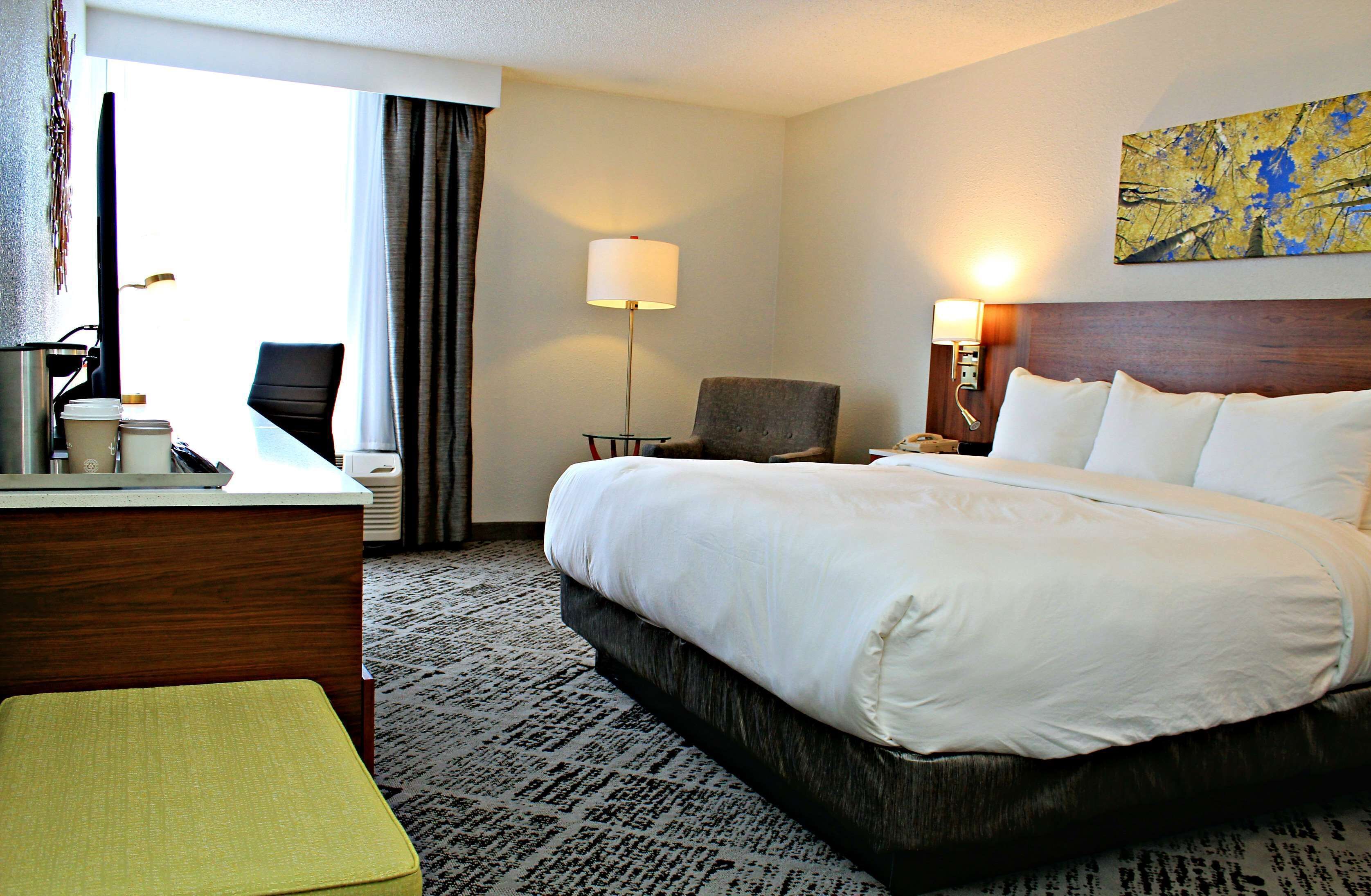 Plaza Hotel Denver Central