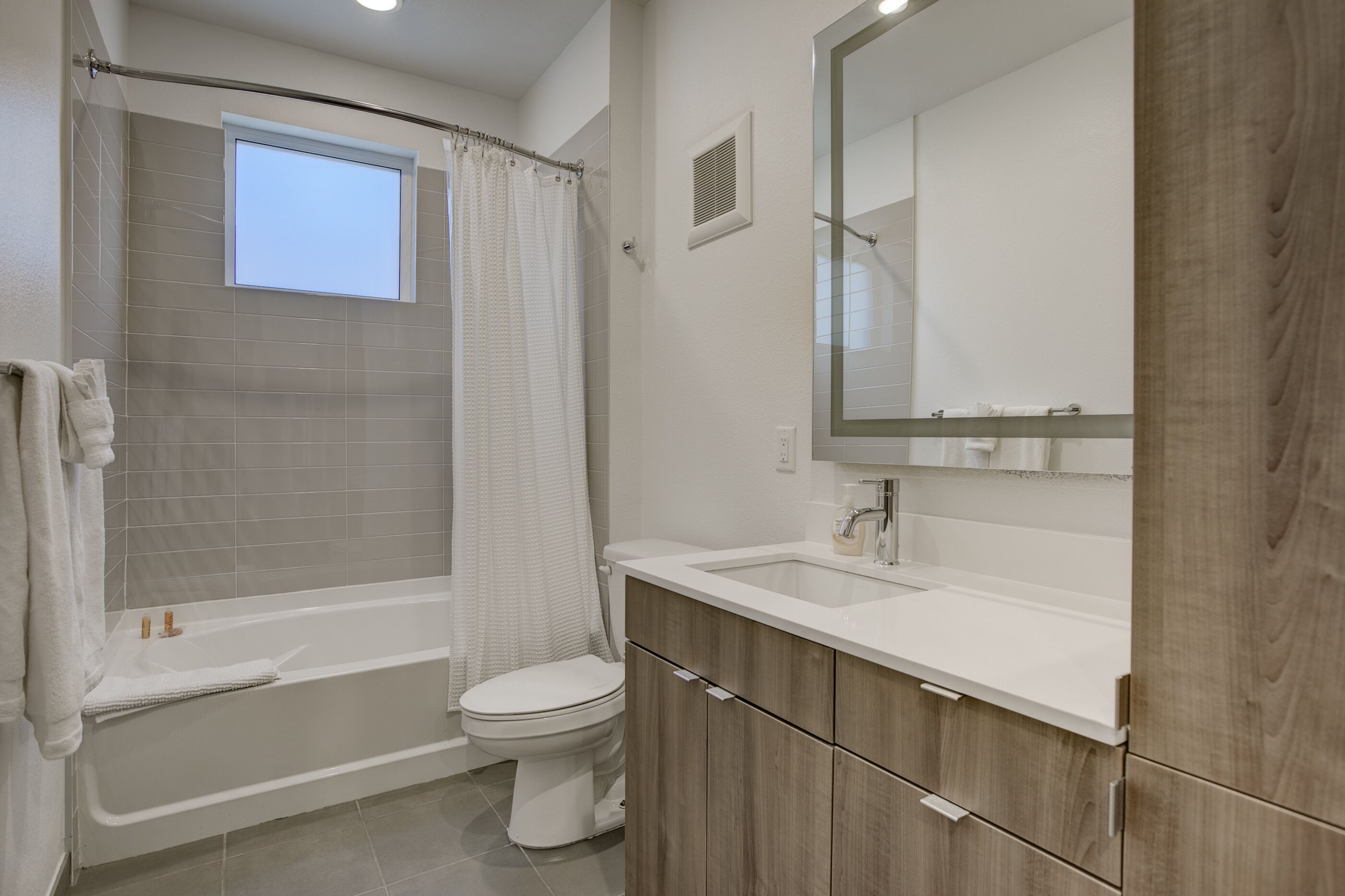 Sobe South Denver Apartments
