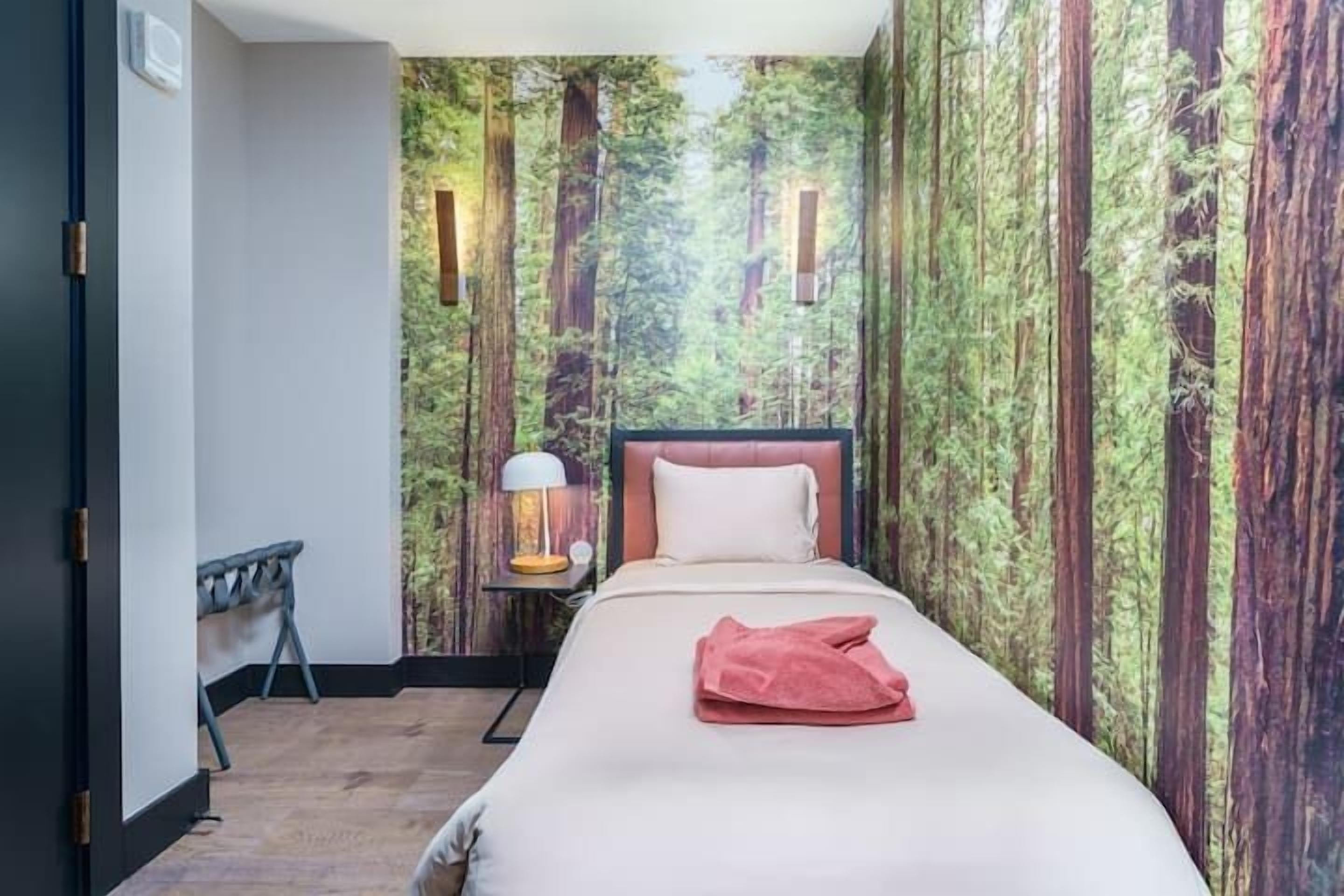 The Berkeley Hotel