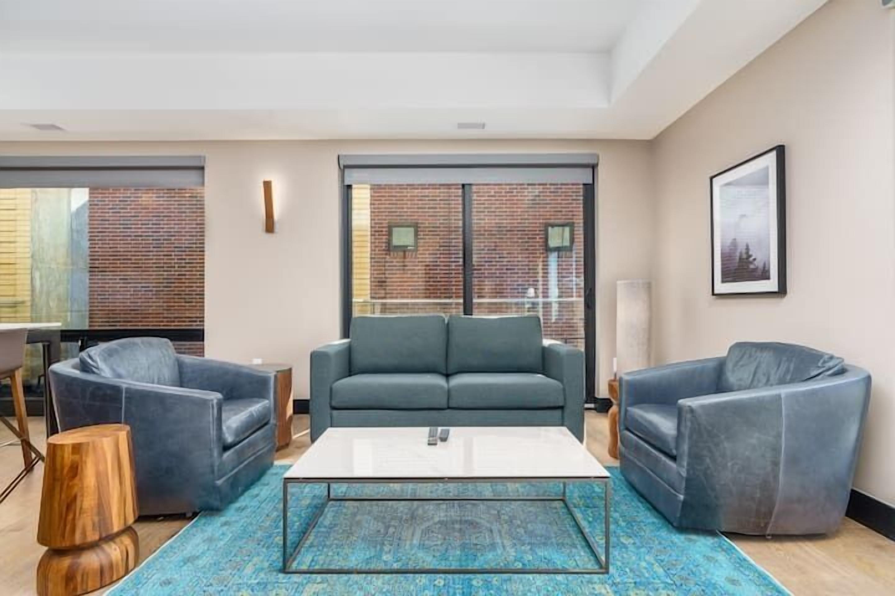 The Berkeley Hotel