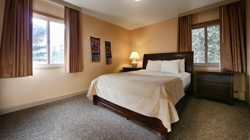 Best Western Ptarmigan Lodge