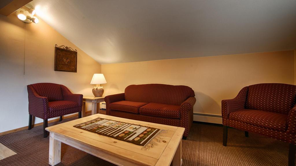 Best Western Ptarmigan Lodge
