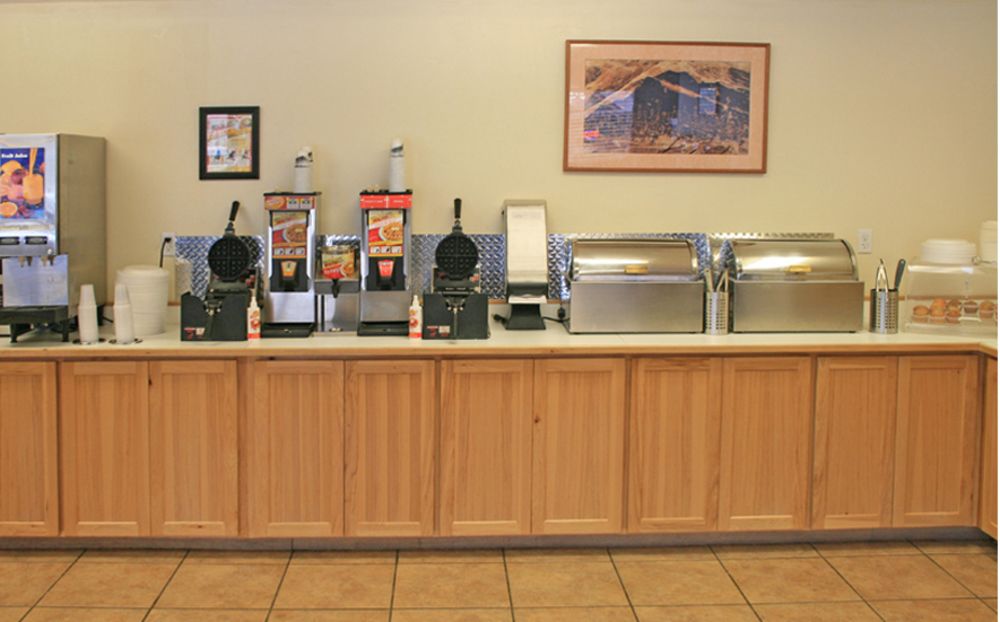 Iron Horse Inn