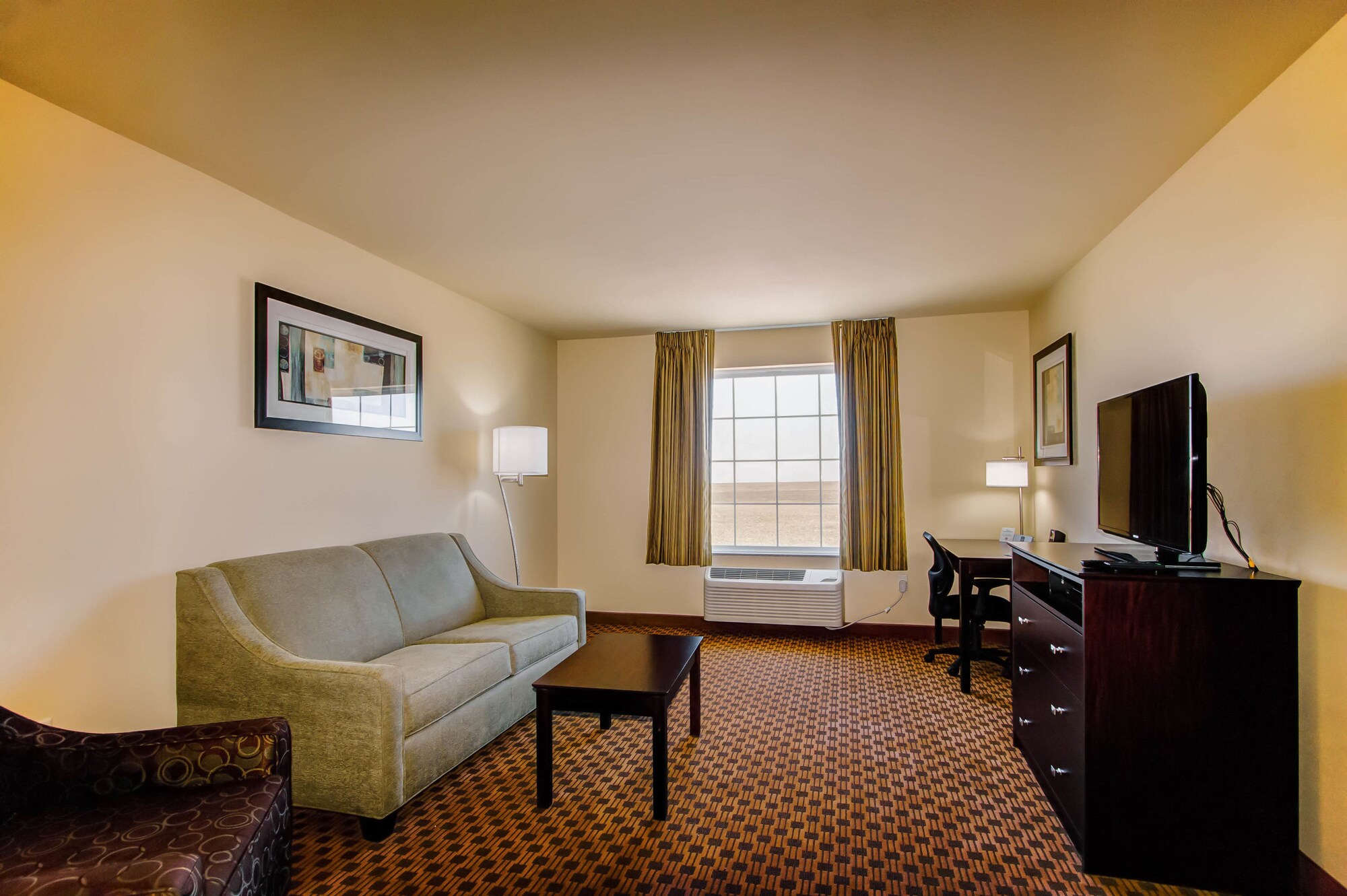 Cobblestone Inn & Suites