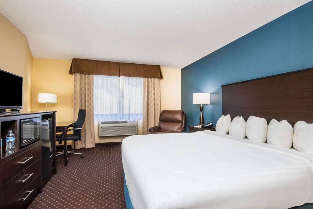AmericInn by Wyndham Eagle