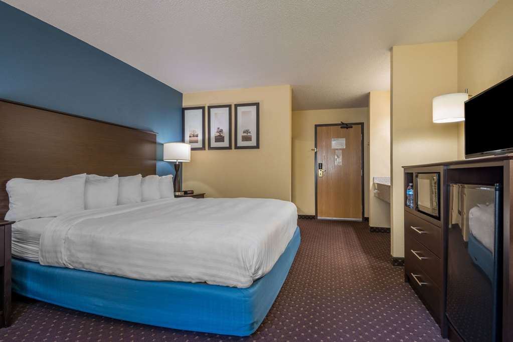 AmericInn by Wyndham Eagle