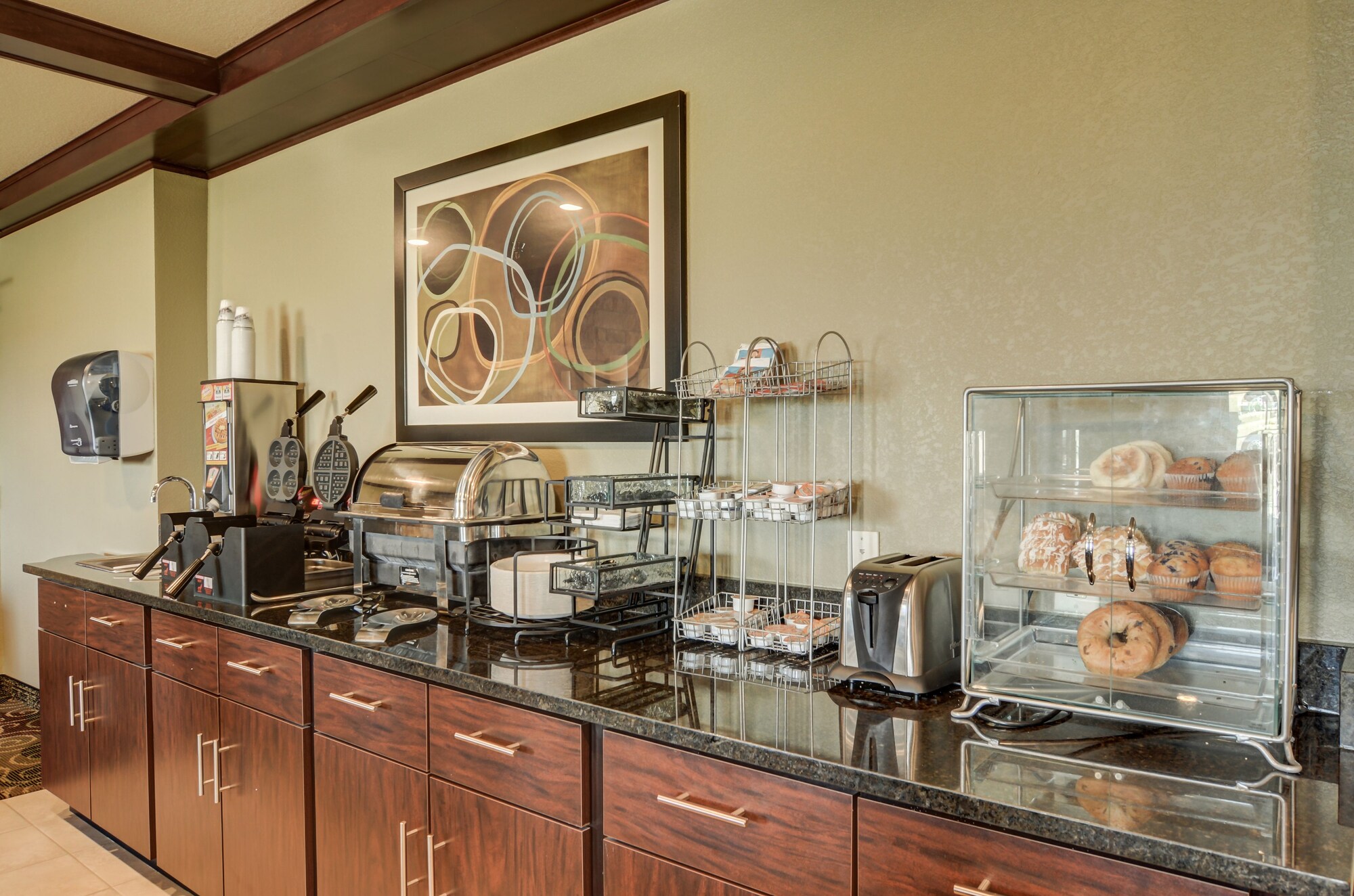Cobblestone Inn and Suites of Eaton