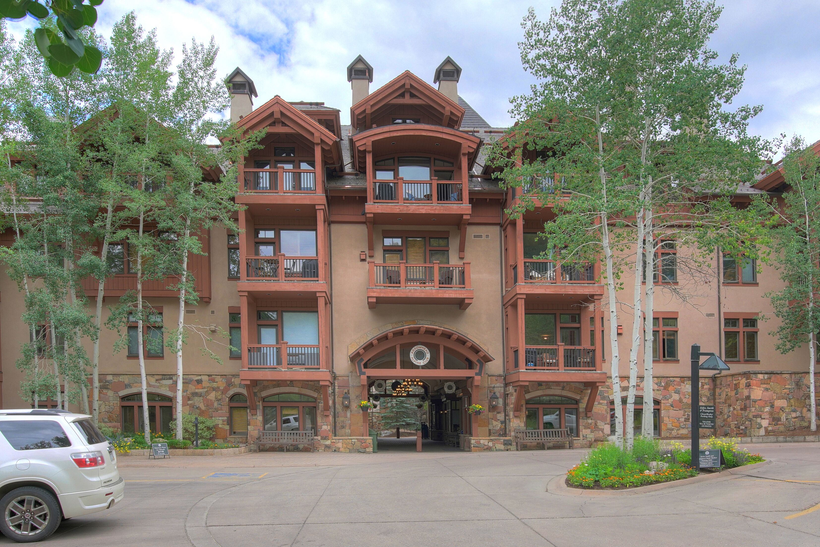 Arrowhead Village