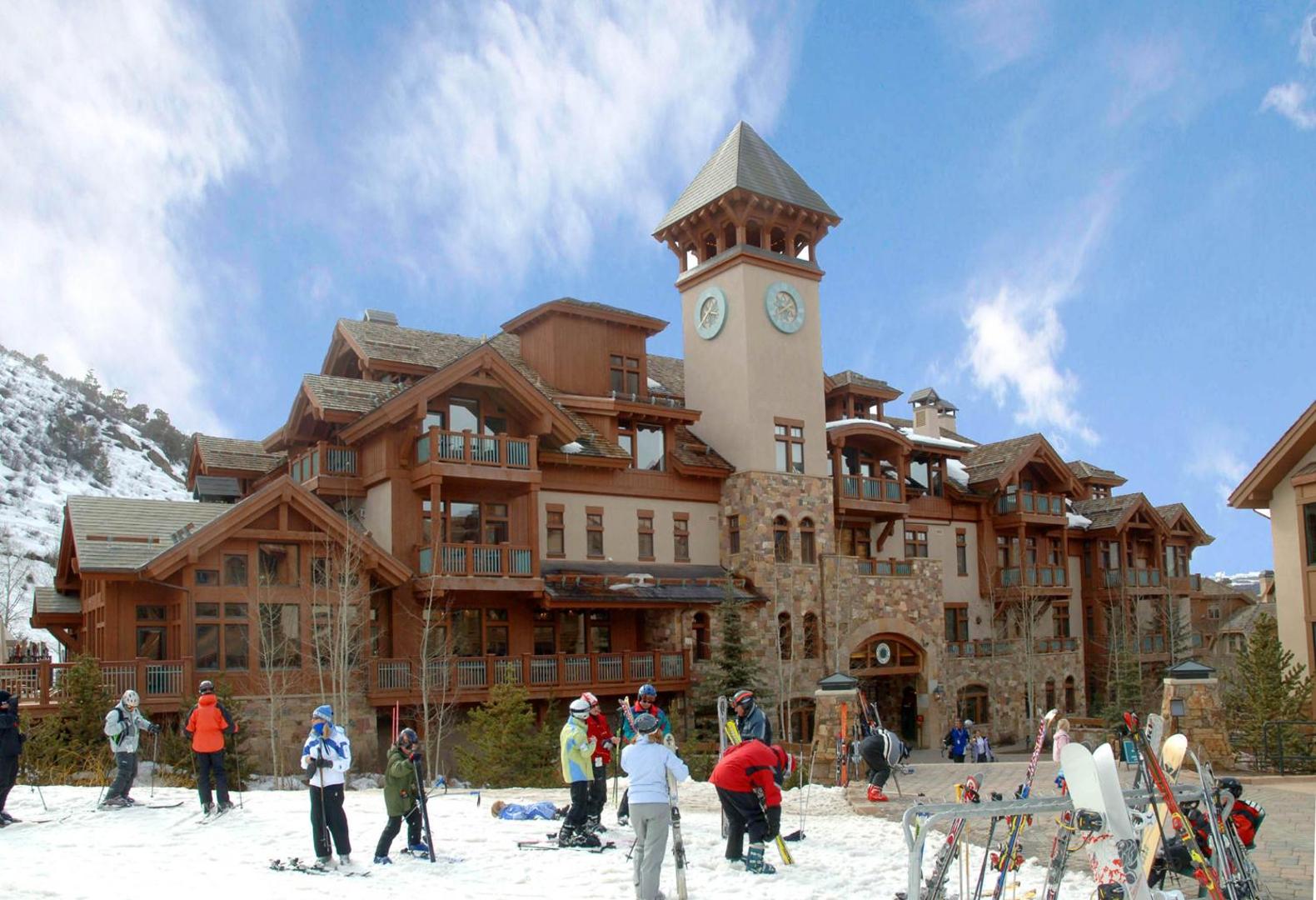 Arrowhead Village