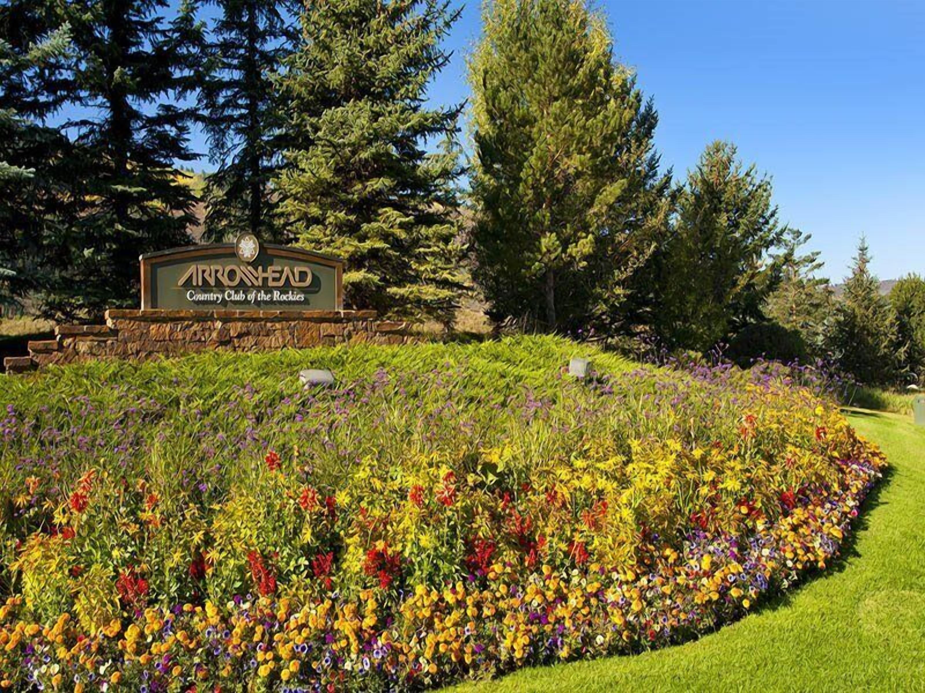 Arrowhead Village