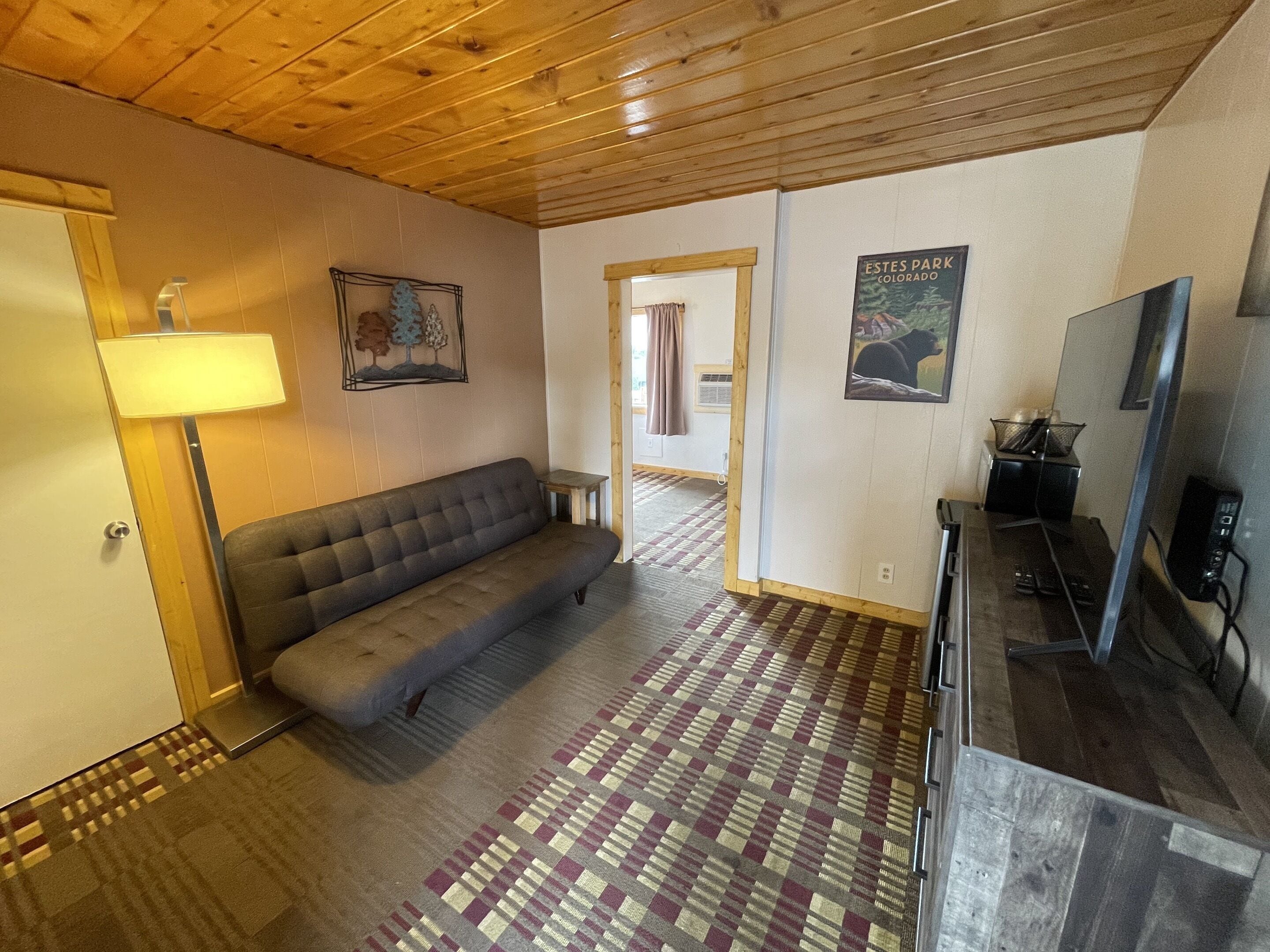 Estes Mountain Inn
