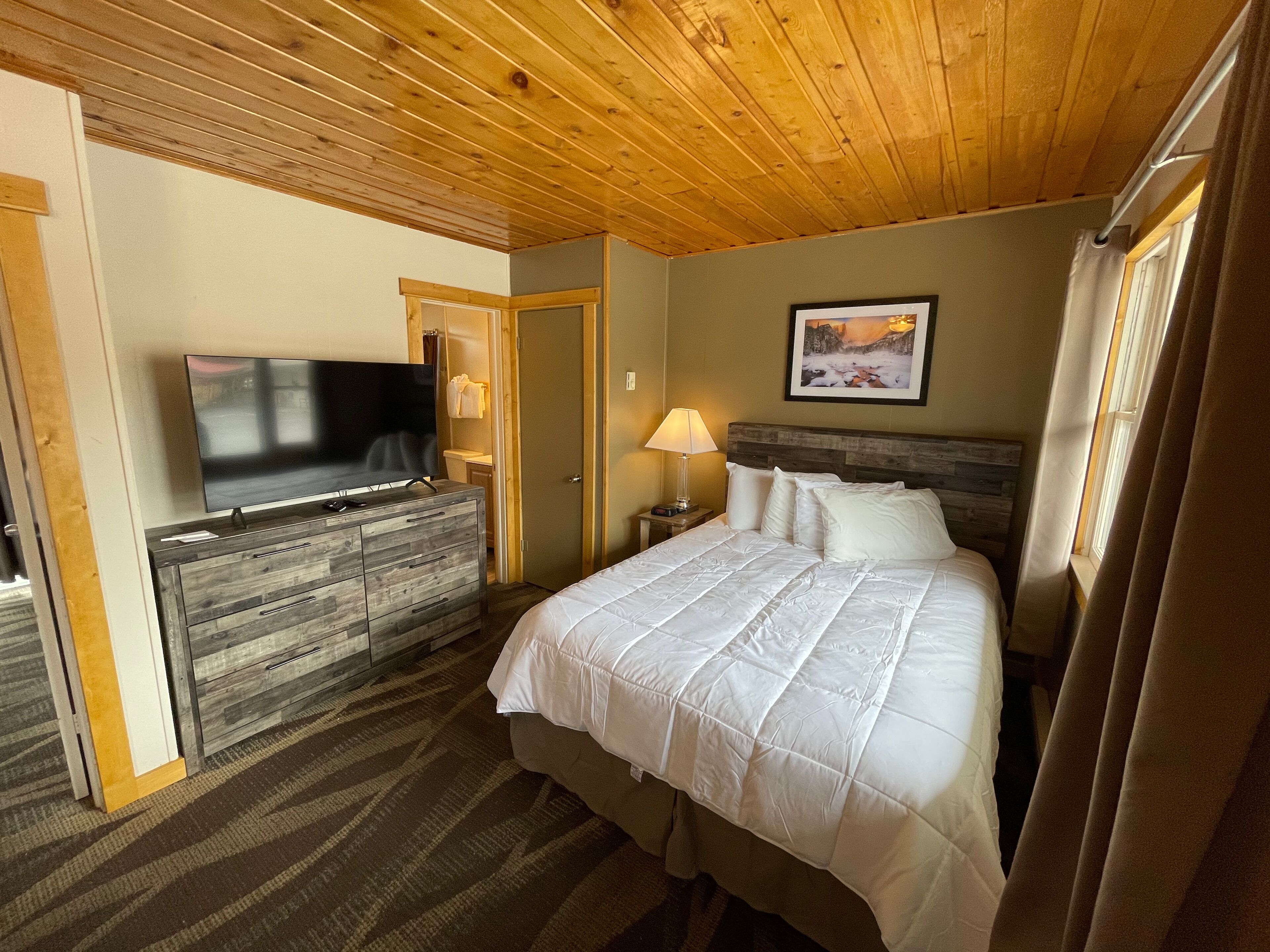 Estes Mountain Inn