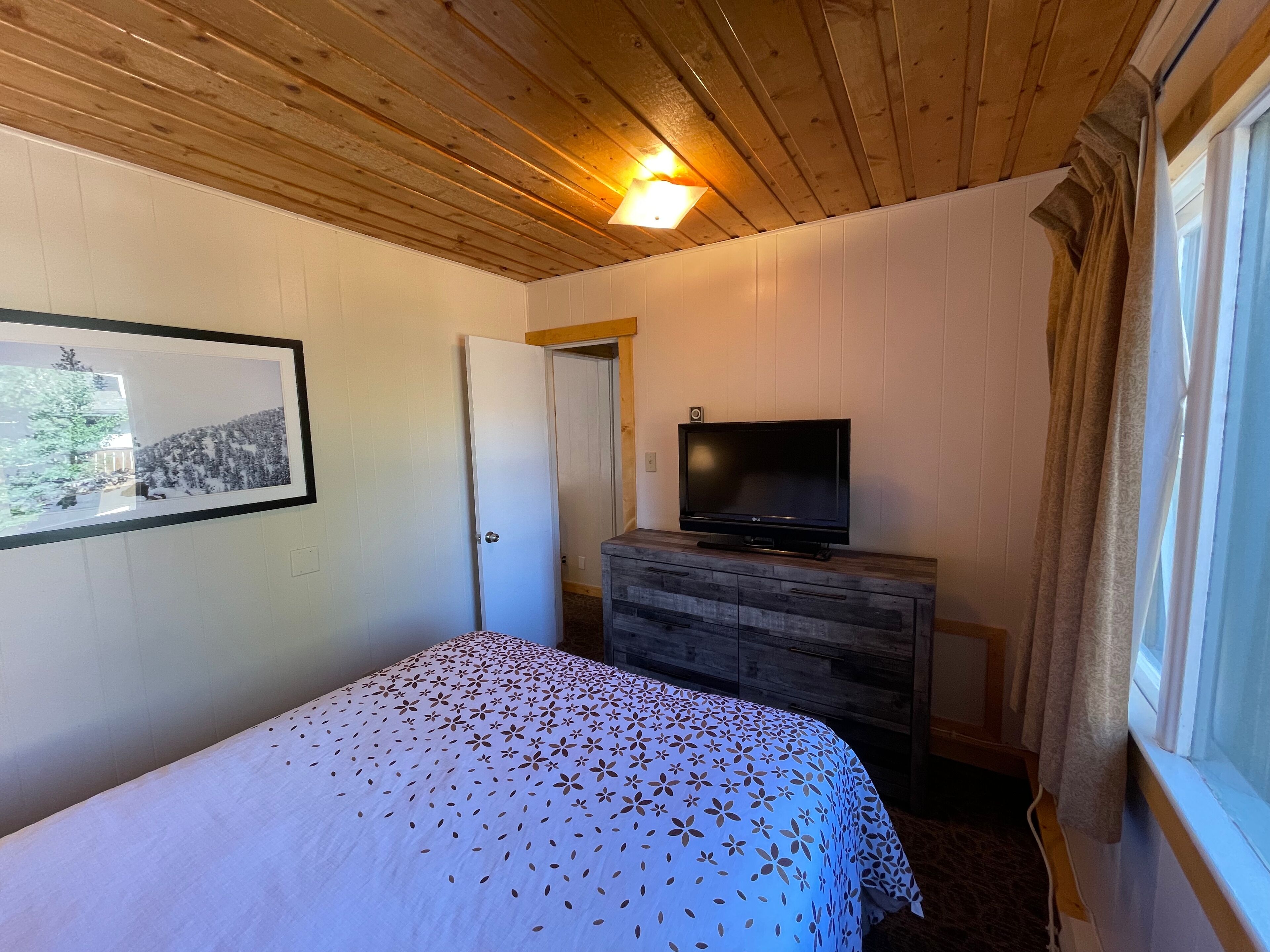 Estes Mountain Inn