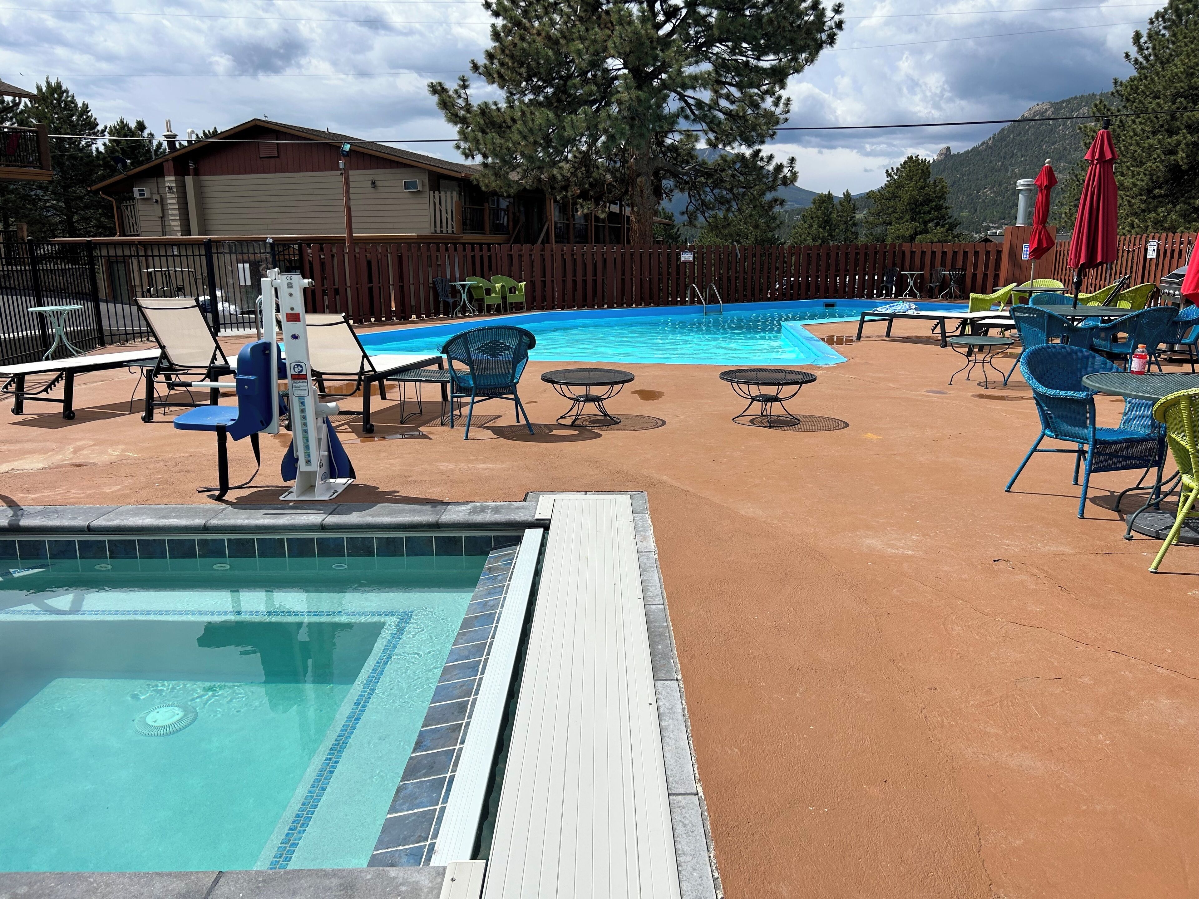 Hotel Estes