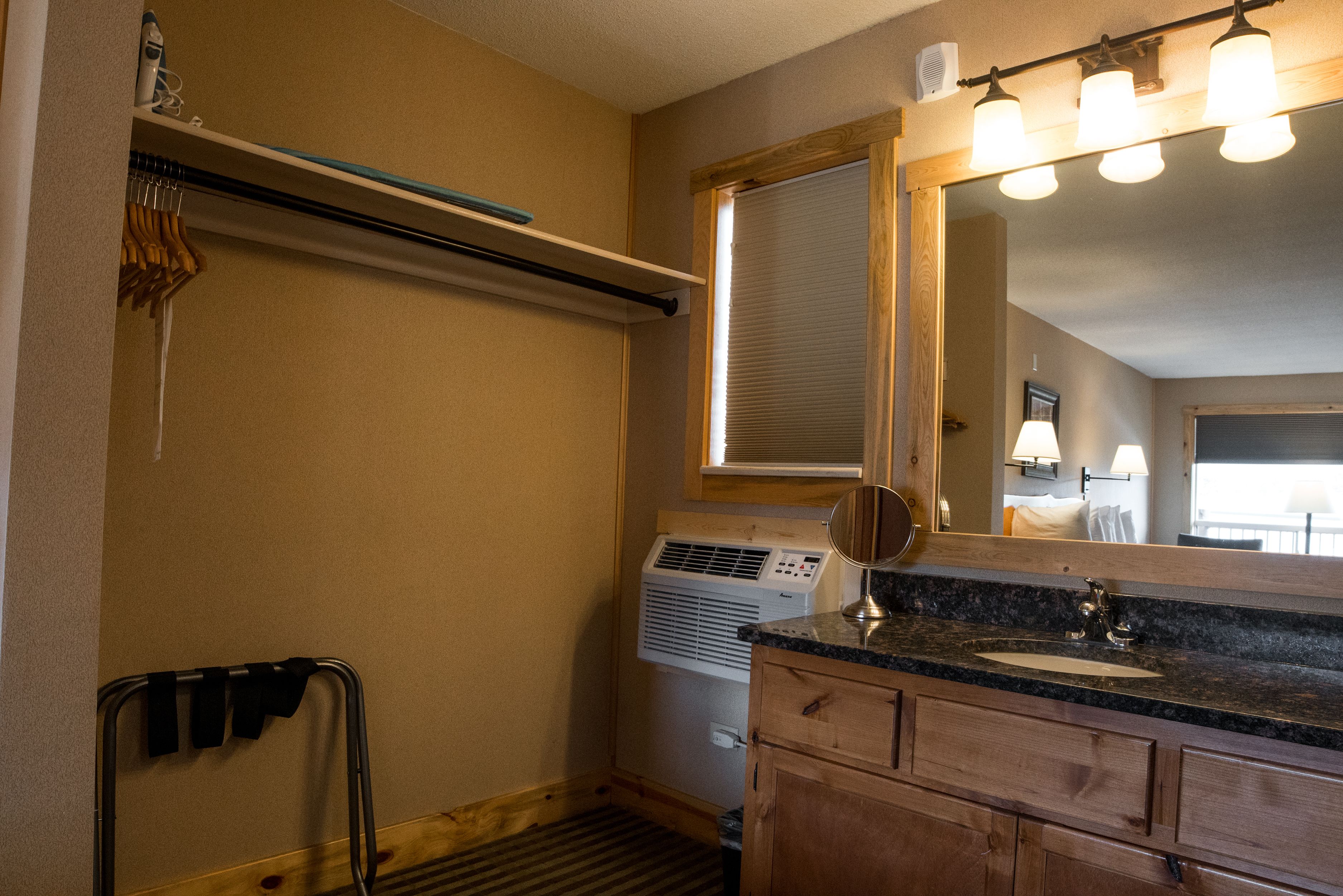 Hotel Estes