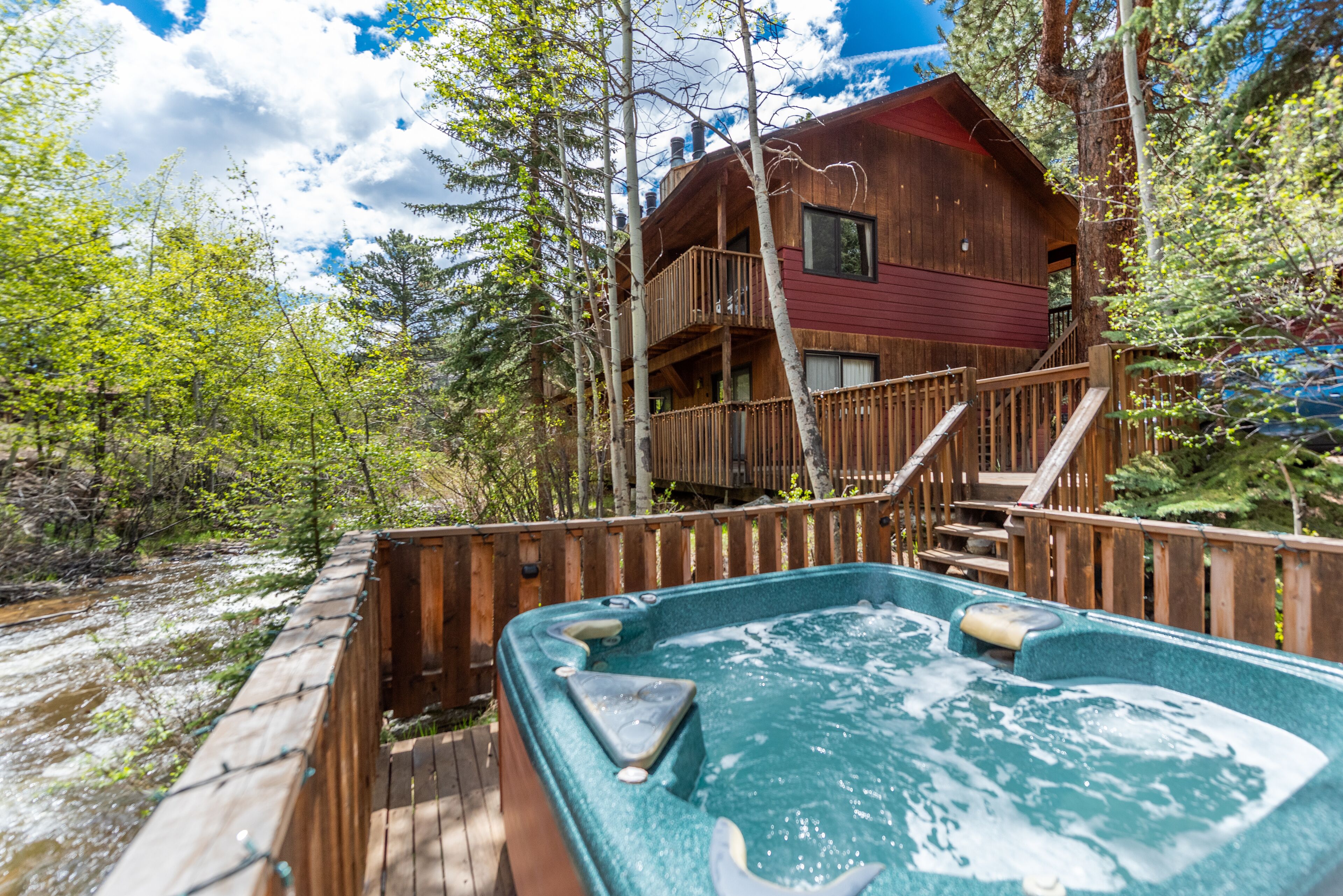 Ponderosa Lodge