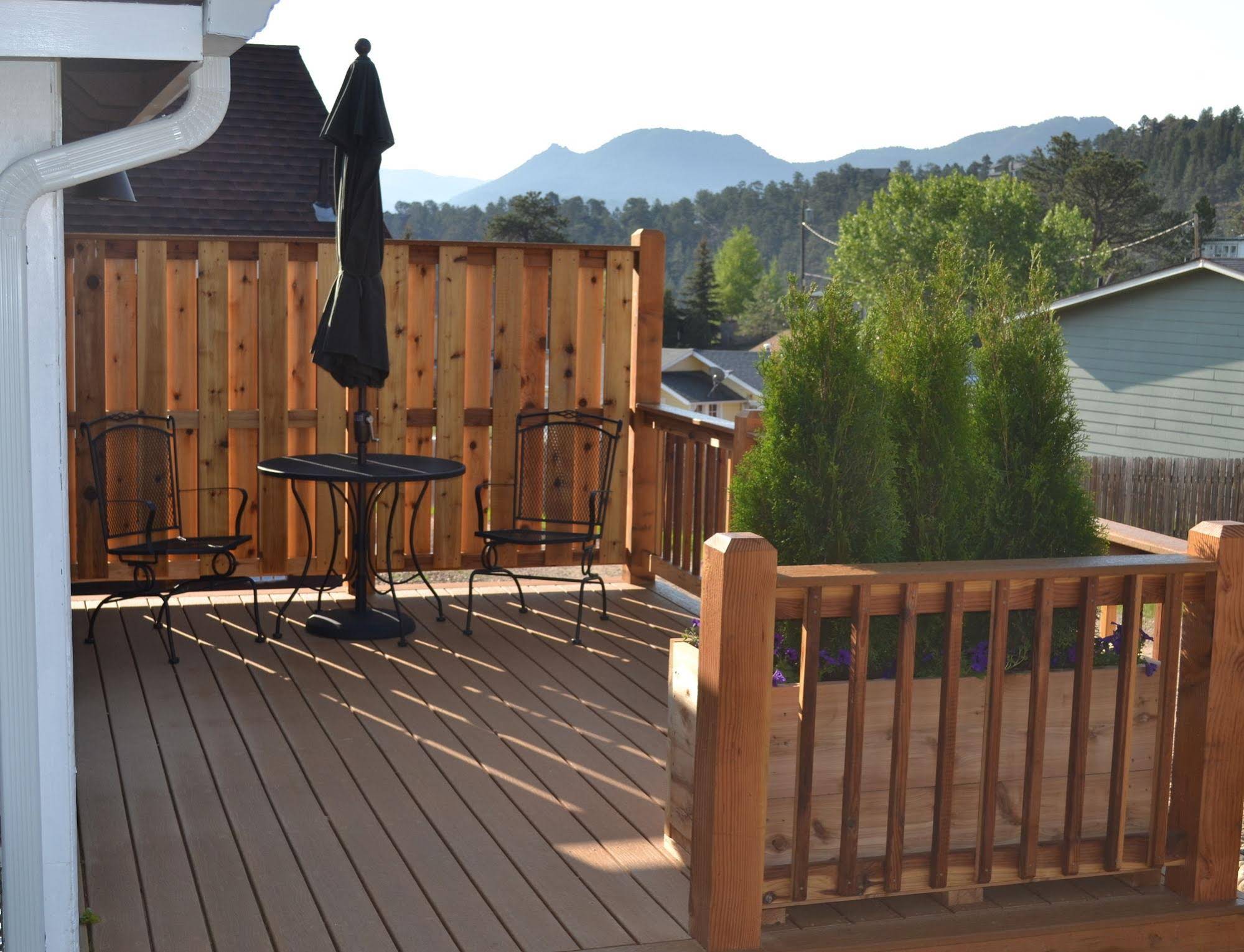River Rock Cottages