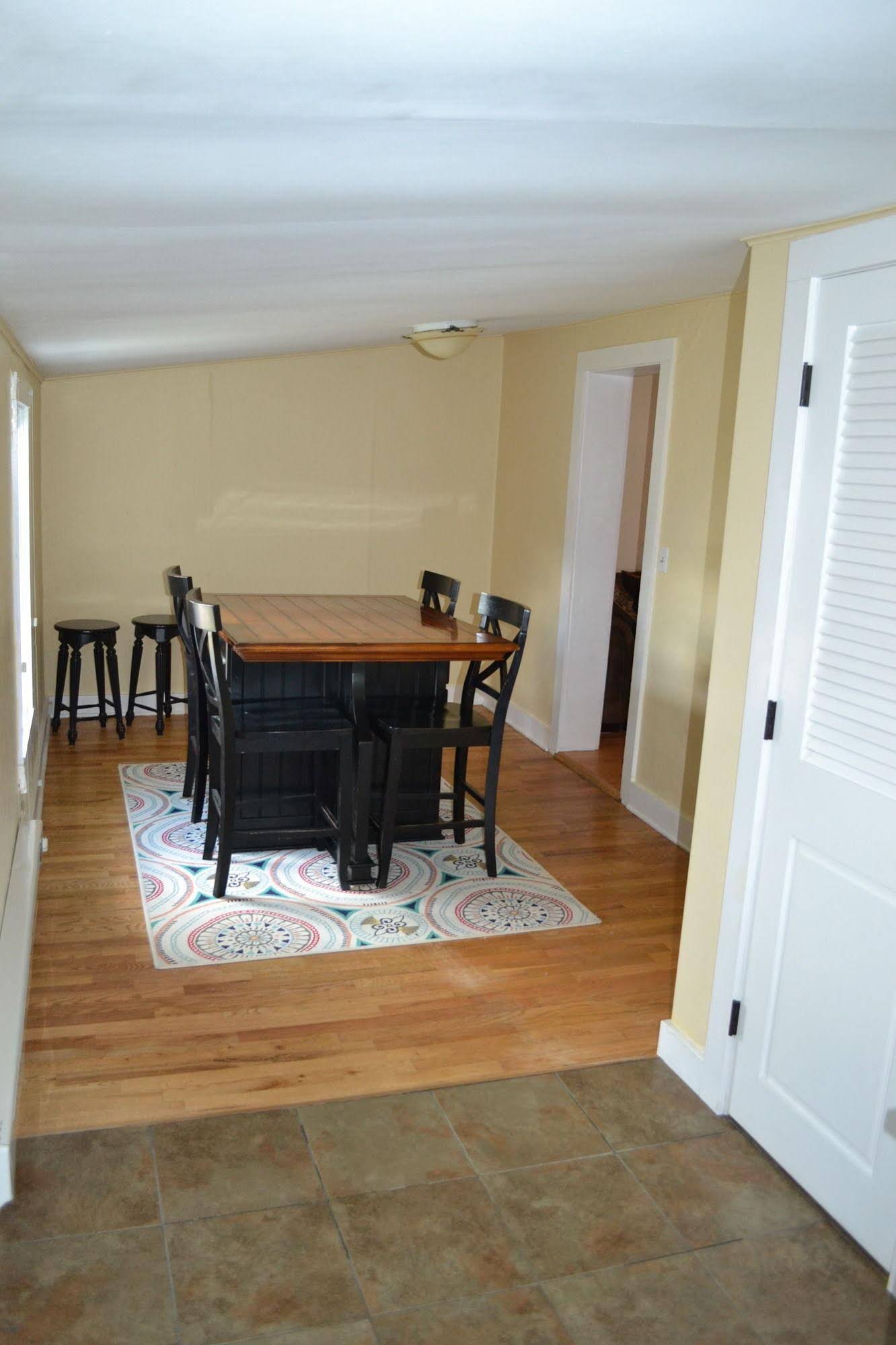 River Rock Cottages