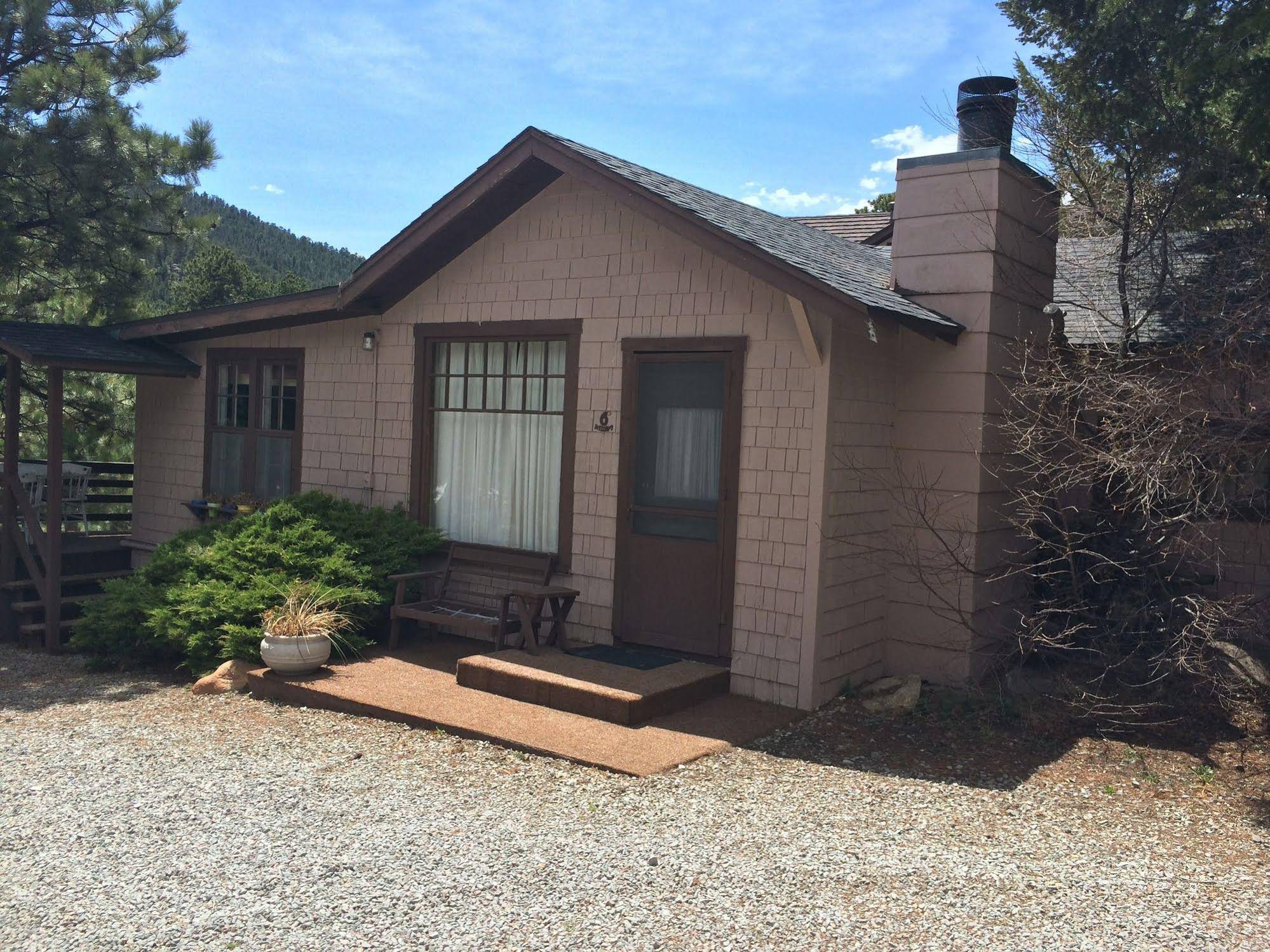 Skyline Cottages