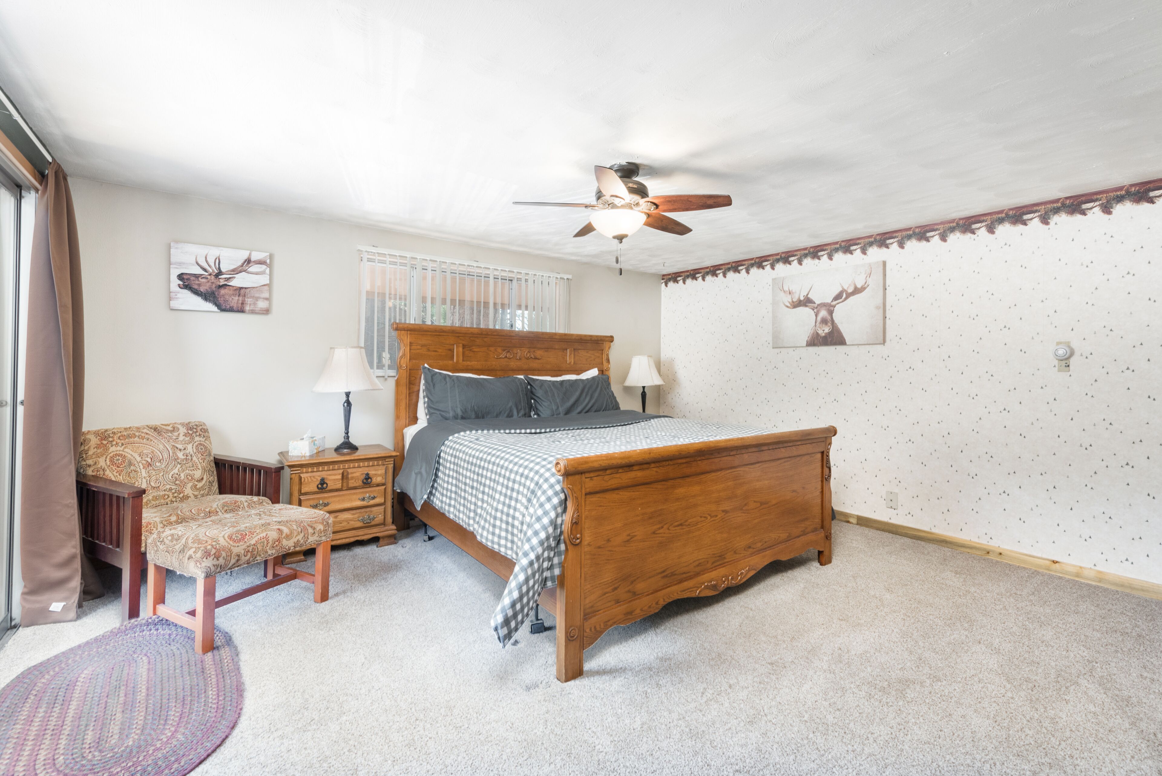 The 4 Seasons Inn
