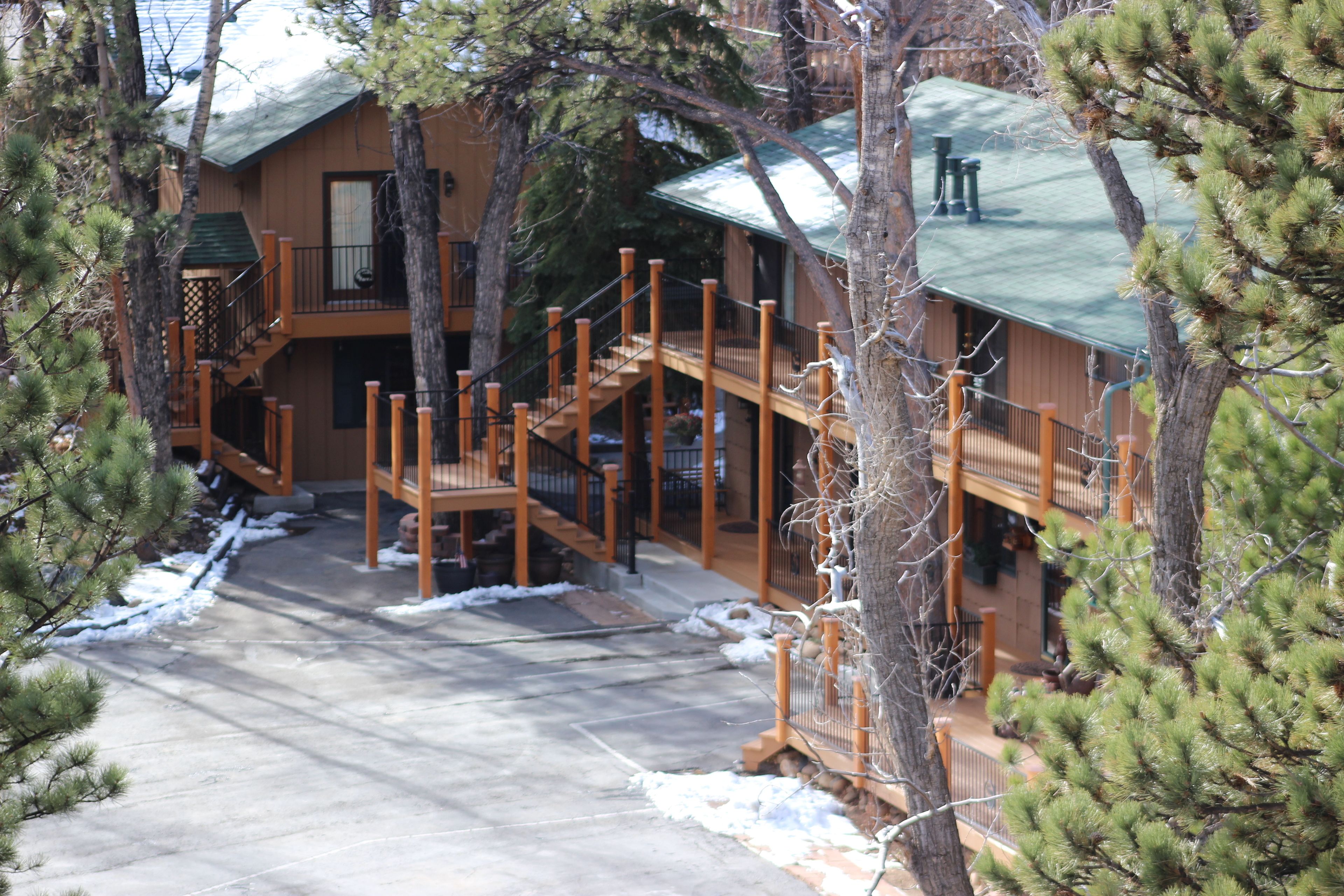 The 4 Seasons Inn