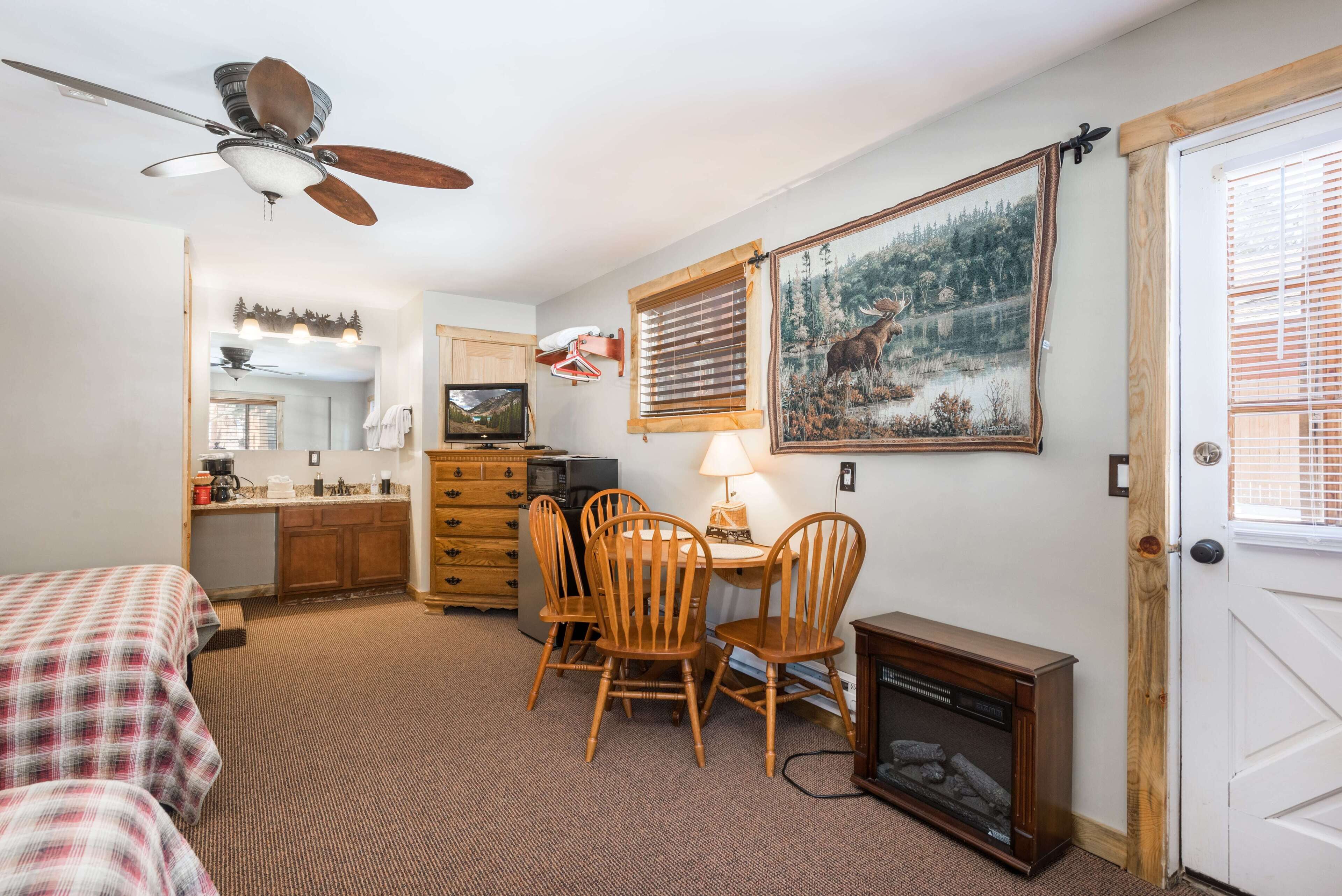 The 4 Seasons Inn