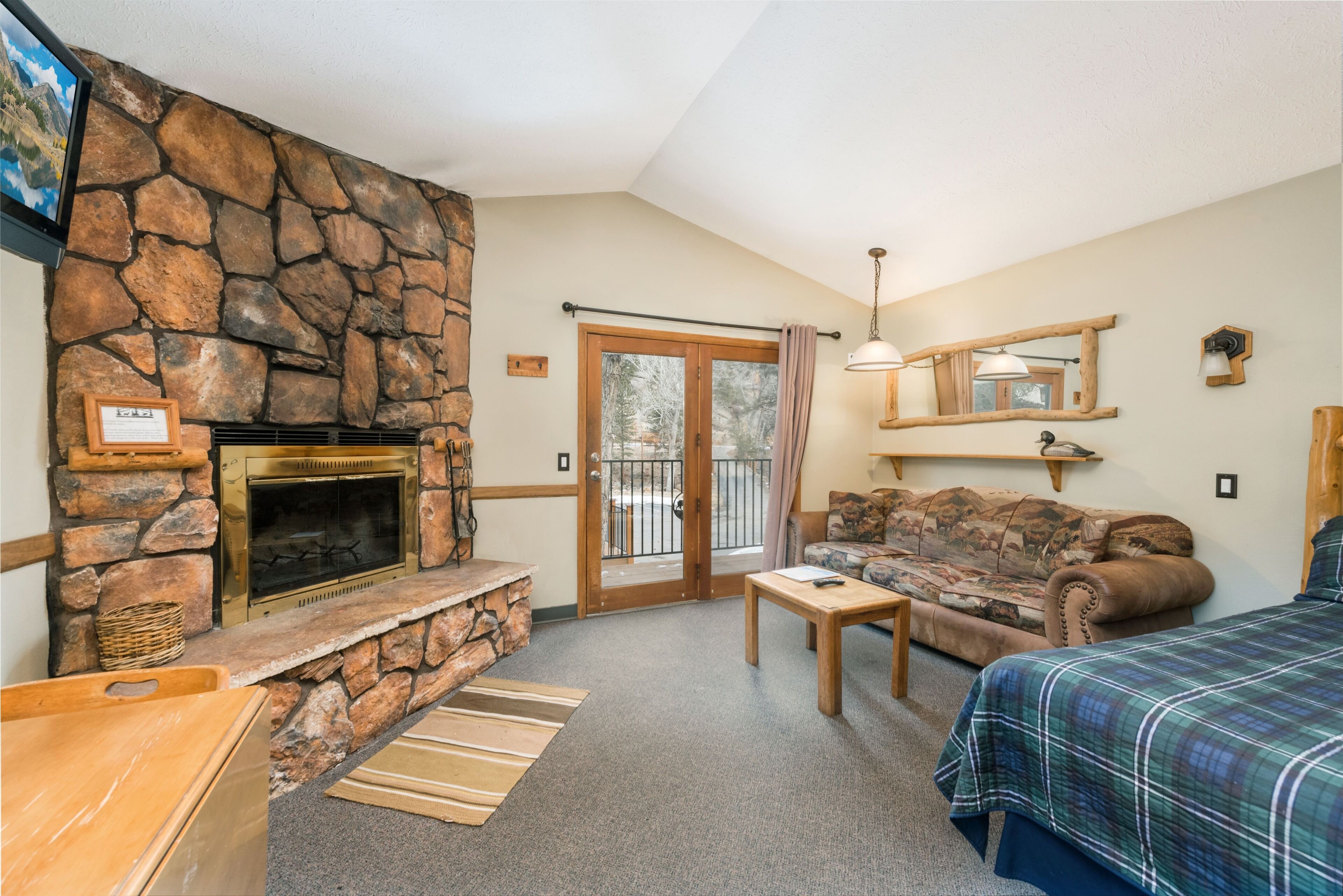 The 4 Seasons Inn