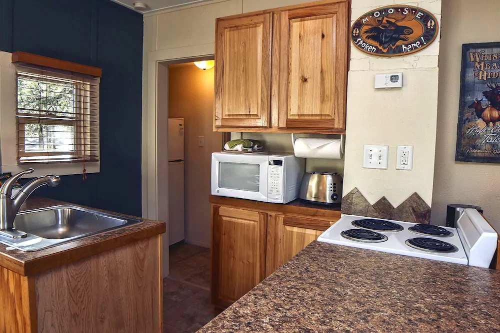 Triple R Cottages