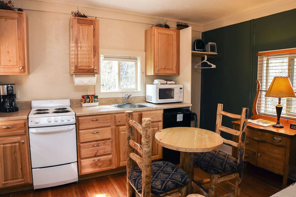 Triple R Cottages