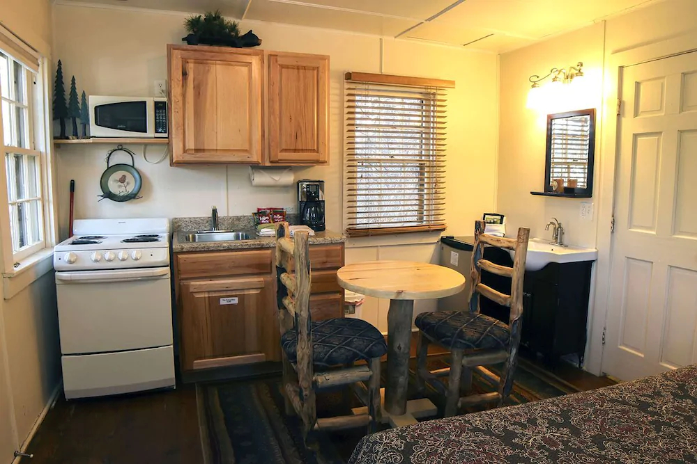 Triple R Cottages
