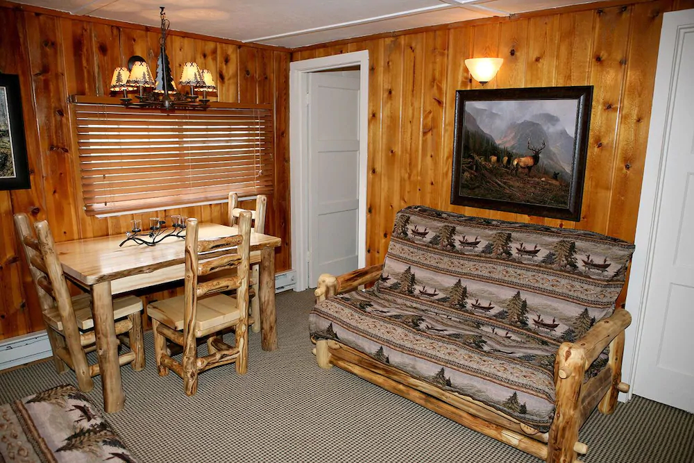 Triple R Cottages