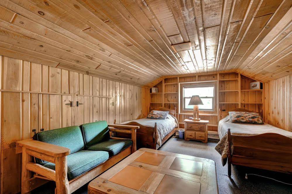 Colorado Bear Creek Cabins