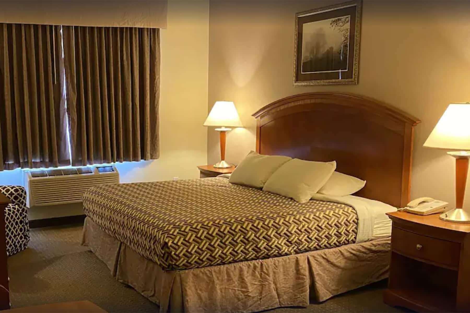 A Riverside Inn Travelodge by Wyndham