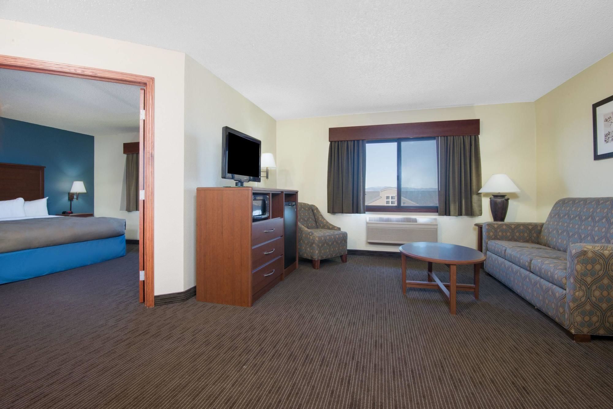 AmericInn by Wyndham Windsor Ft. Collins