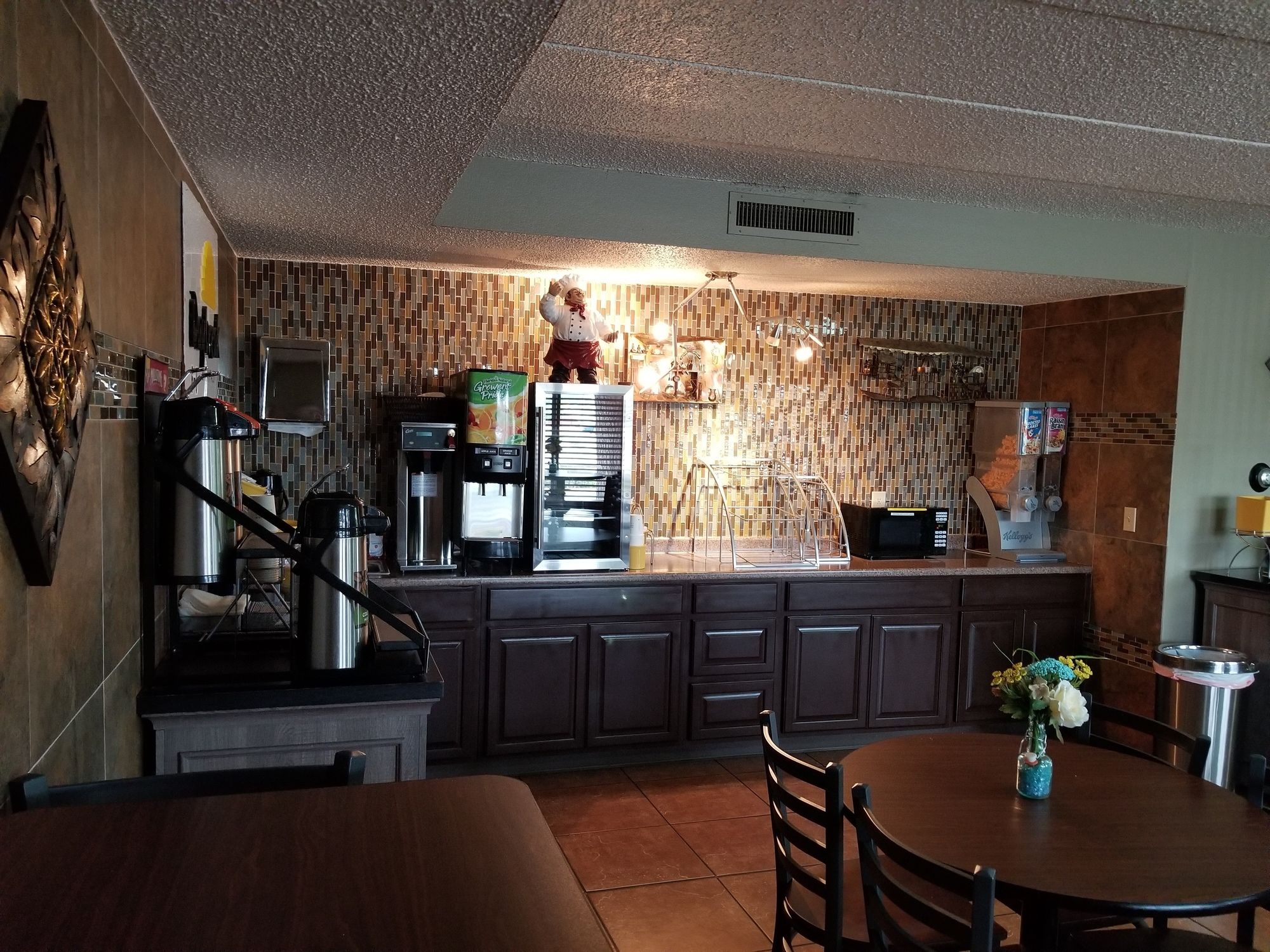 Days Inn by Wyndham Fort Collins