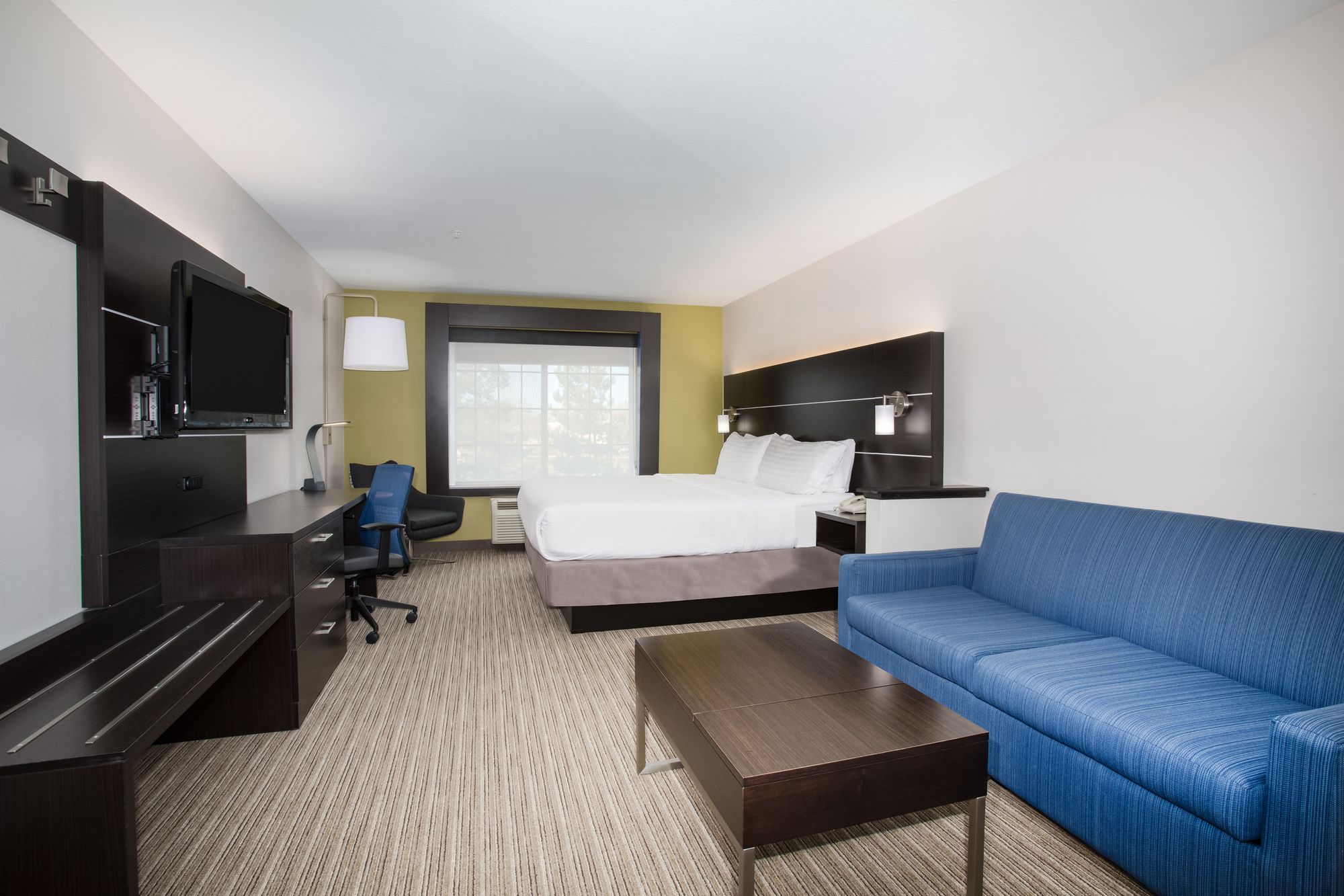 Holiday Inn Express & Suites Ft. Collins