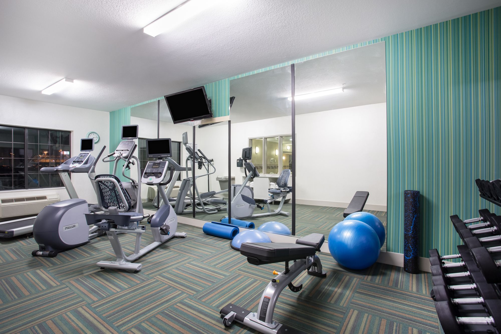Holiday Inn Express & Suites Ft. Collins