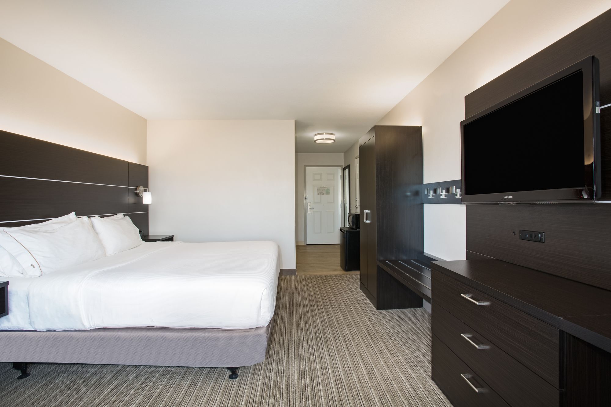 Holiday Inn Express & Suites Ft. Collins