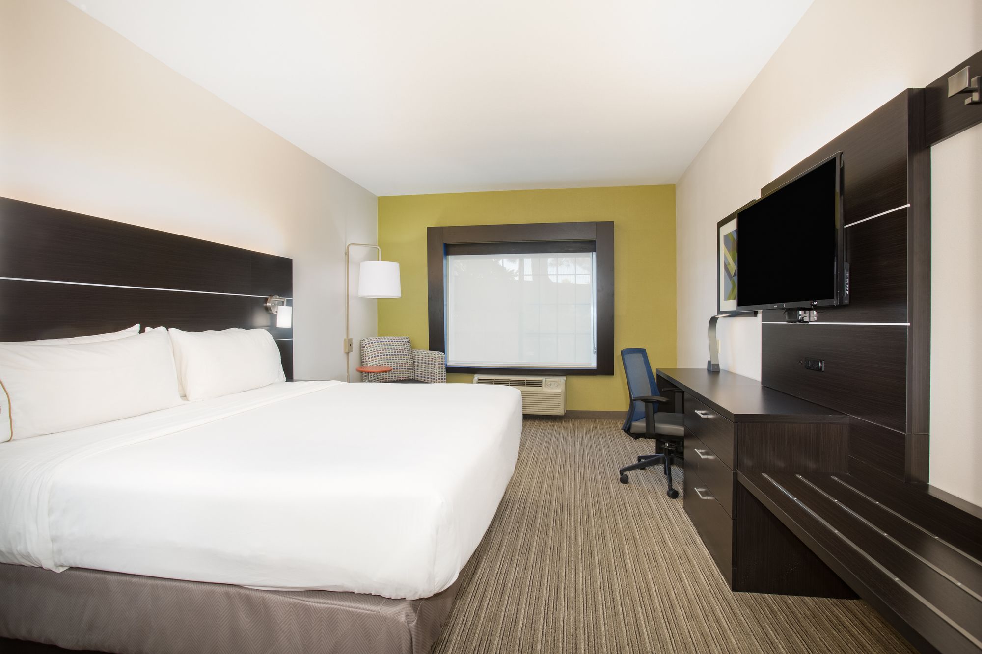 Holiday Inn Express & Suites Ft. Collins