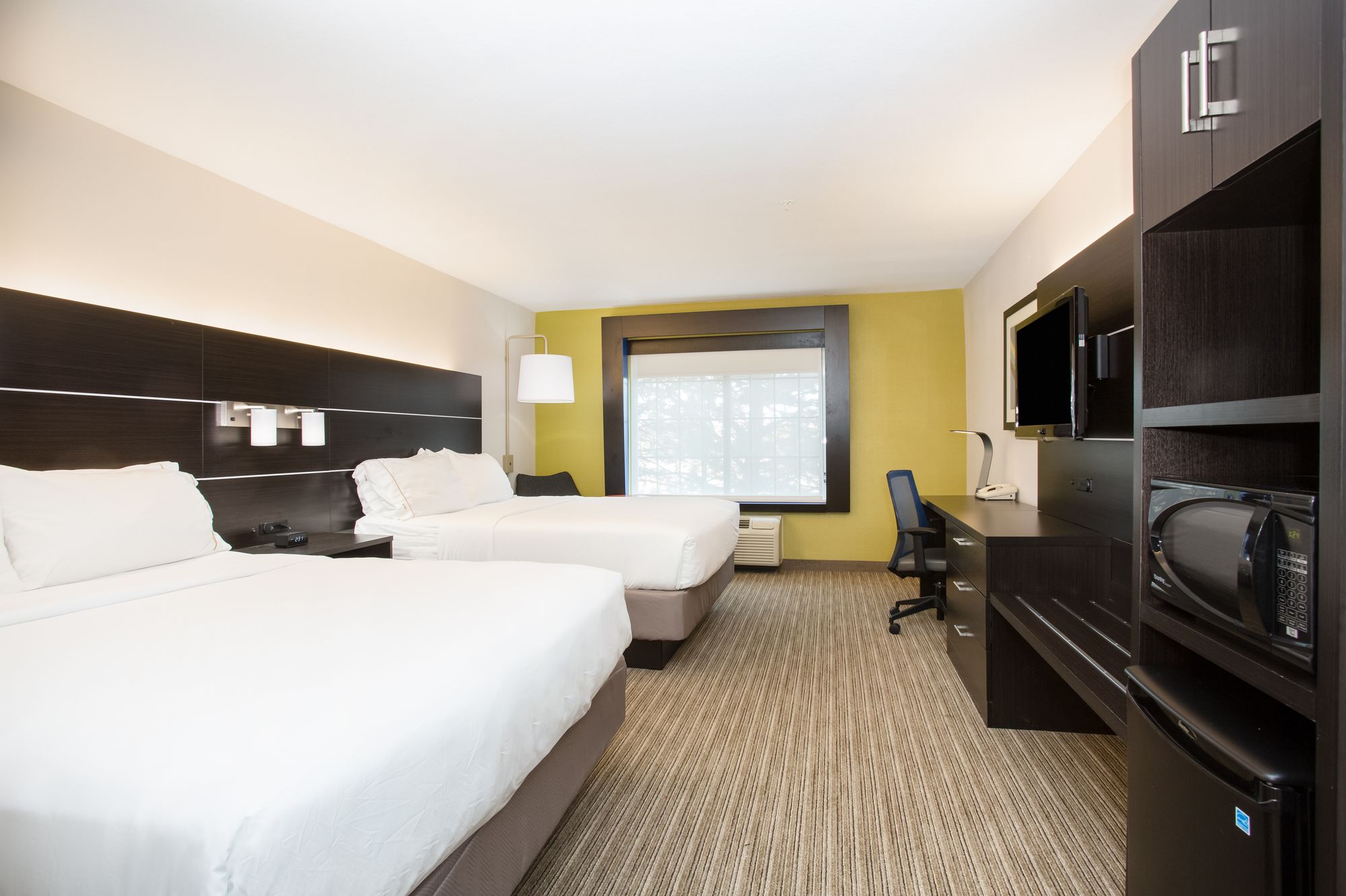 Holiday Inn Express & Suites Ft. Collins