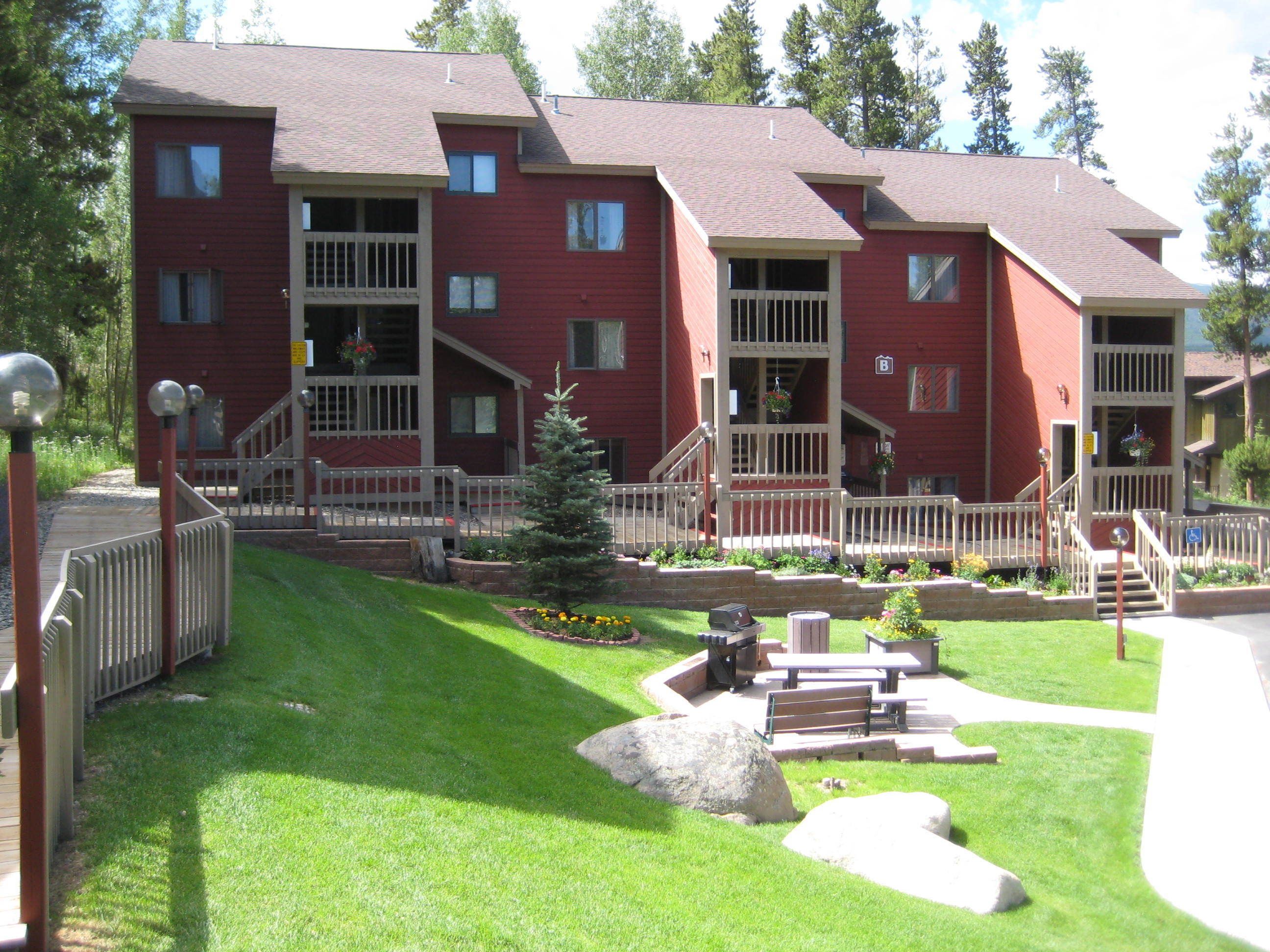 Indian Peaks Resort